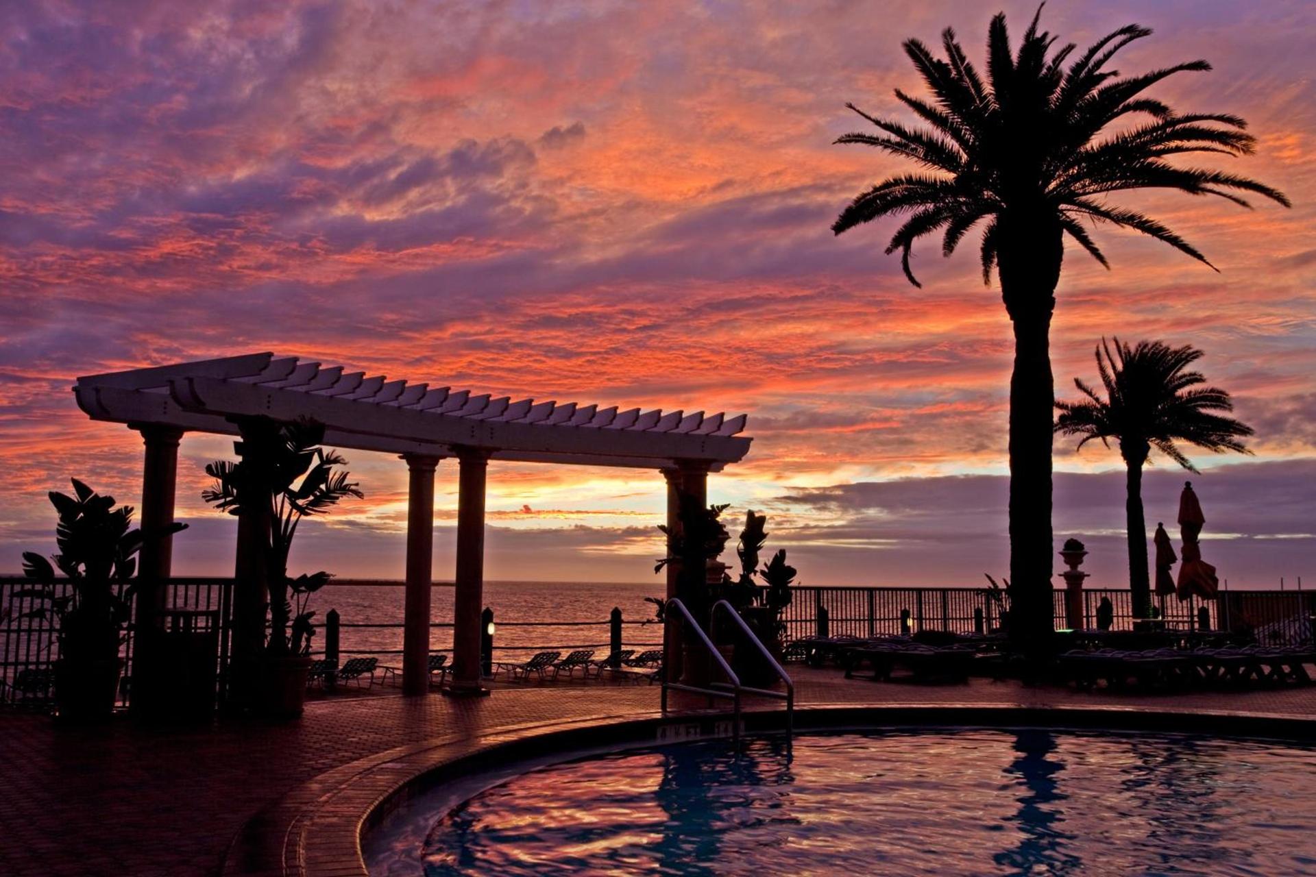 Holiday Inn & Suites Clearwater Beach by IHG photo 22