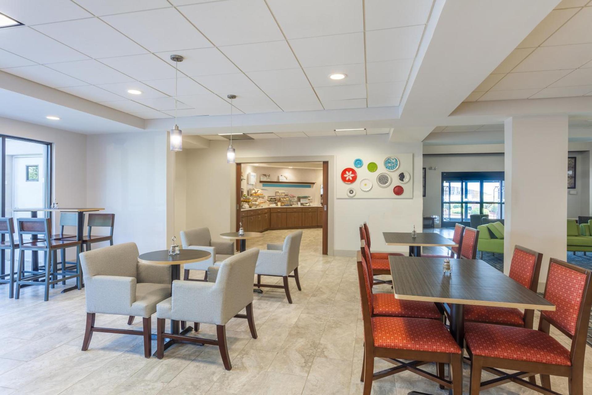 Holiday Inn Express & Suites Augusta West - Ft Gordon Area by IHG photo 16