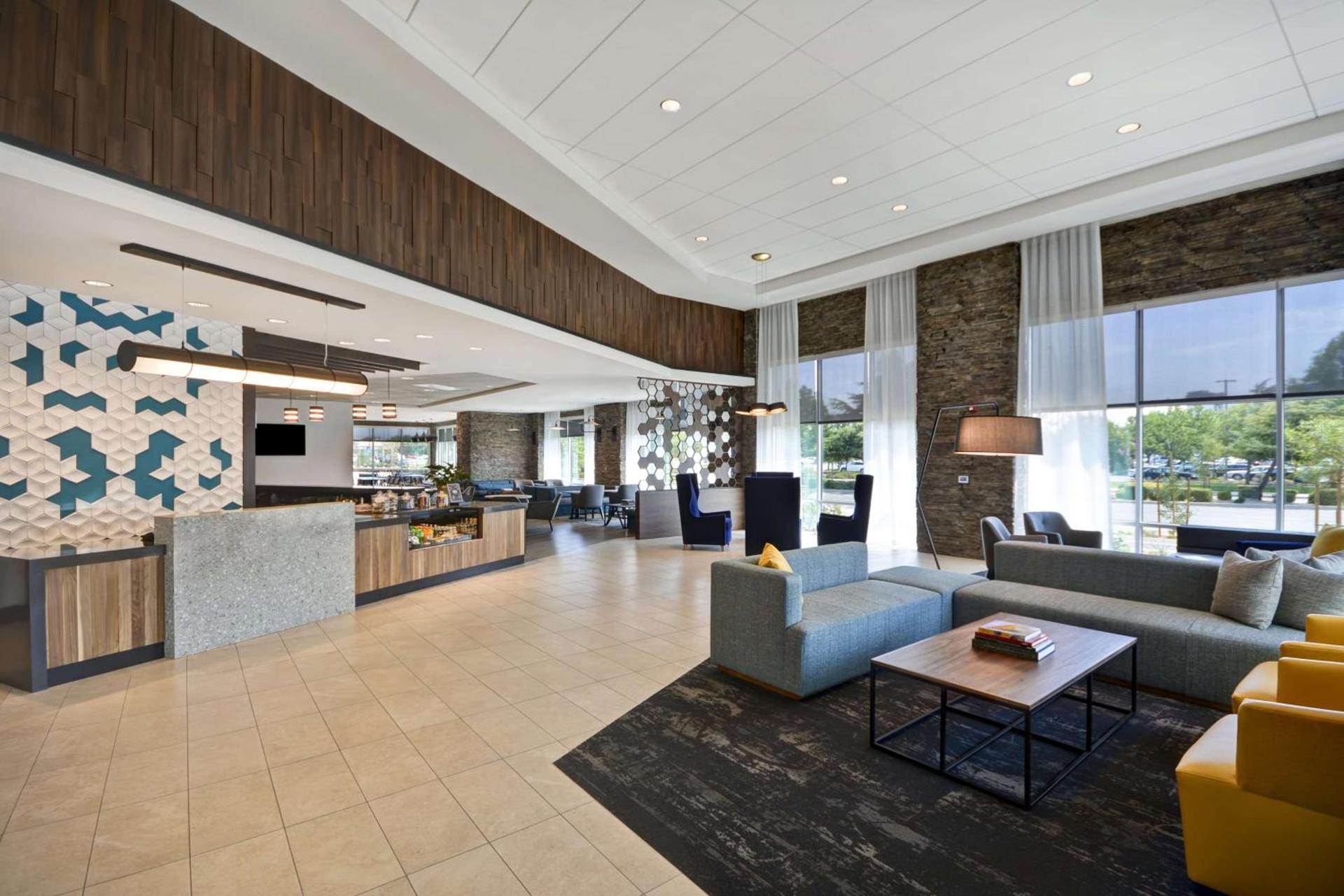 Hyatt Place Fresno photo 3