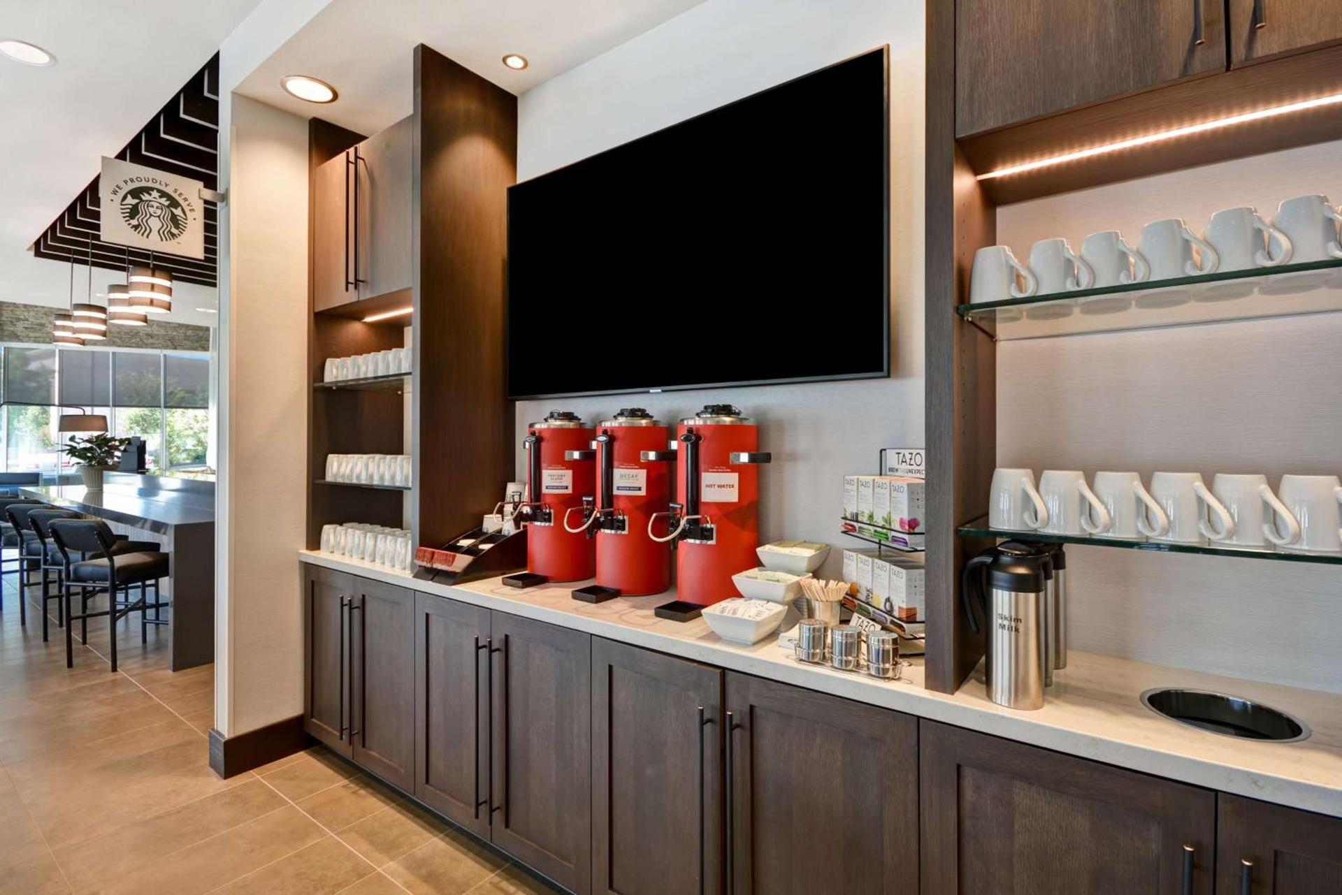 Hyatt Place Fresno photo 6