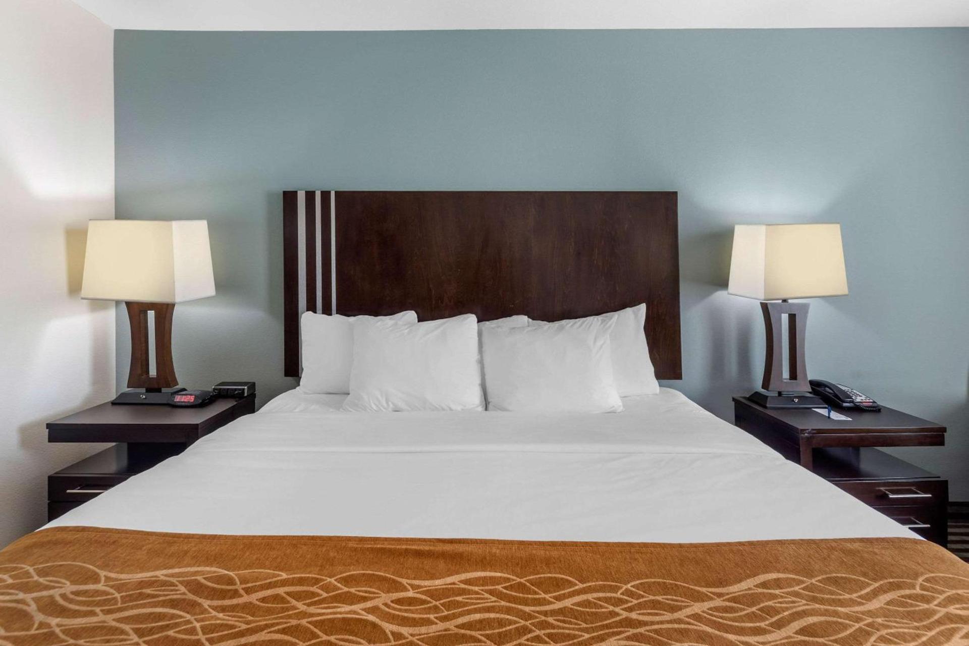 Comfort Inn & Suites Perry I-35 photo 18