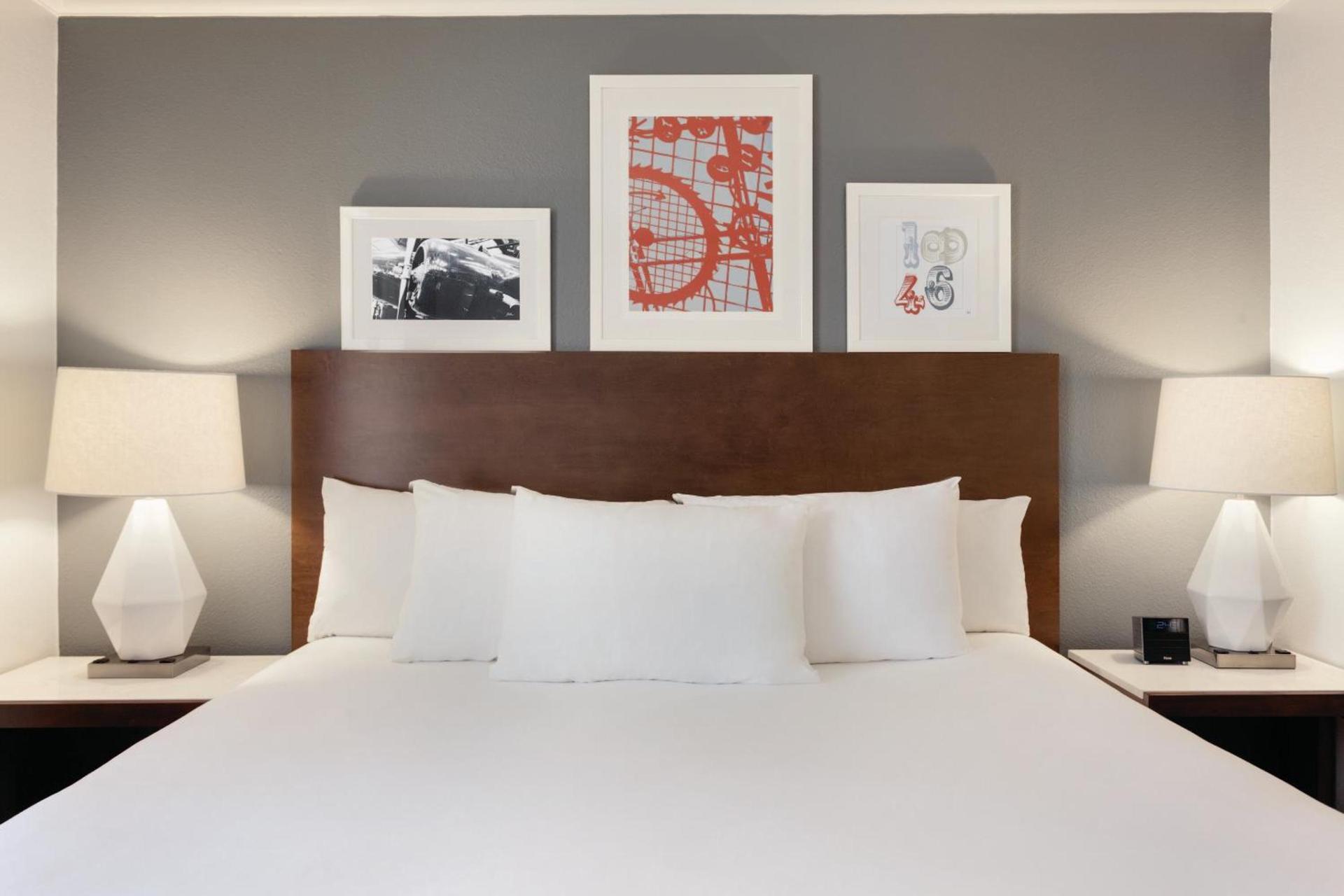 Hampton Inn By Hilton Addison Dallas photo 26