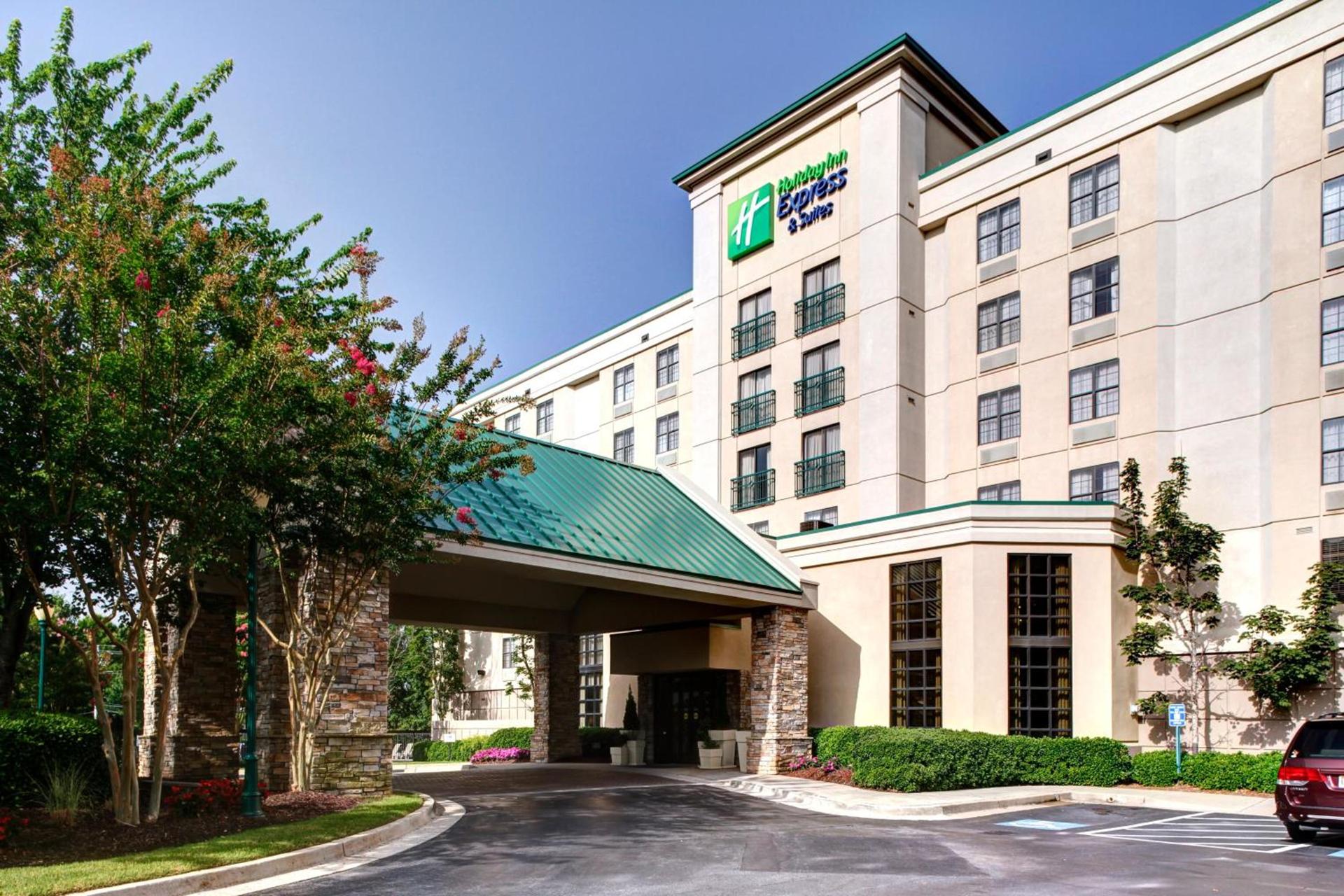 Holiday Inn Express Hotel & Suites Atlanta Buckhead by IHG photo 1