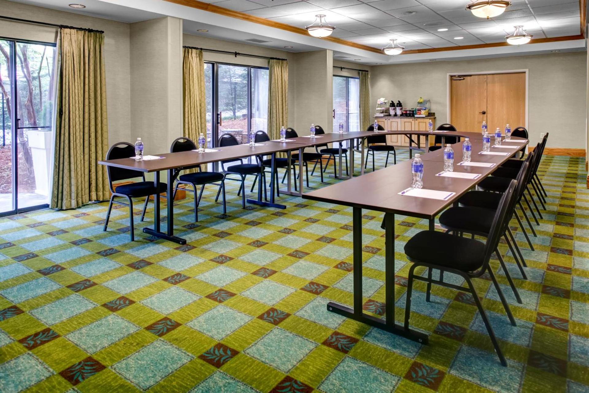 Holiday Inn Express Hotel & Suites Atlanta Buckhead by IHG photo 43