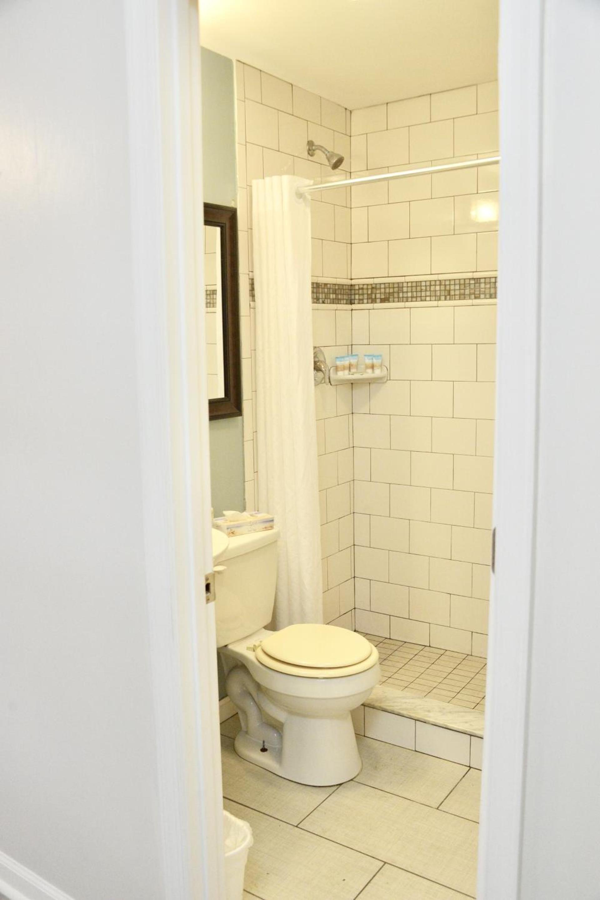 White Marlin Inn photo 8