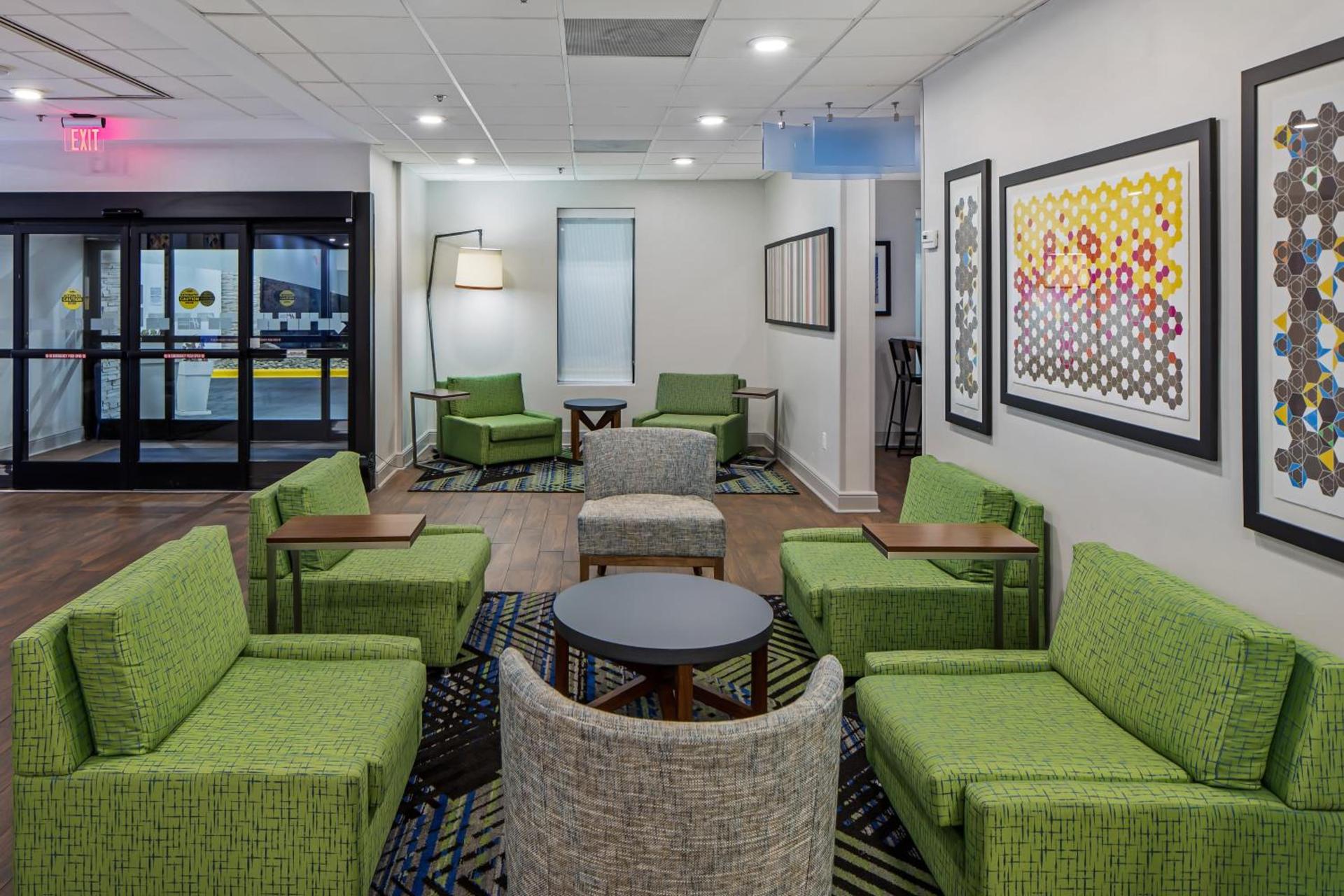Holiday Inn Express Atlanta Airport-College Park by IHG photo 7
