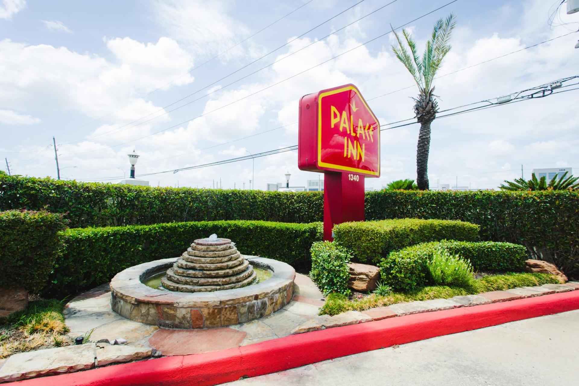 Palace Inn Beltway 8 & Westview photo 9