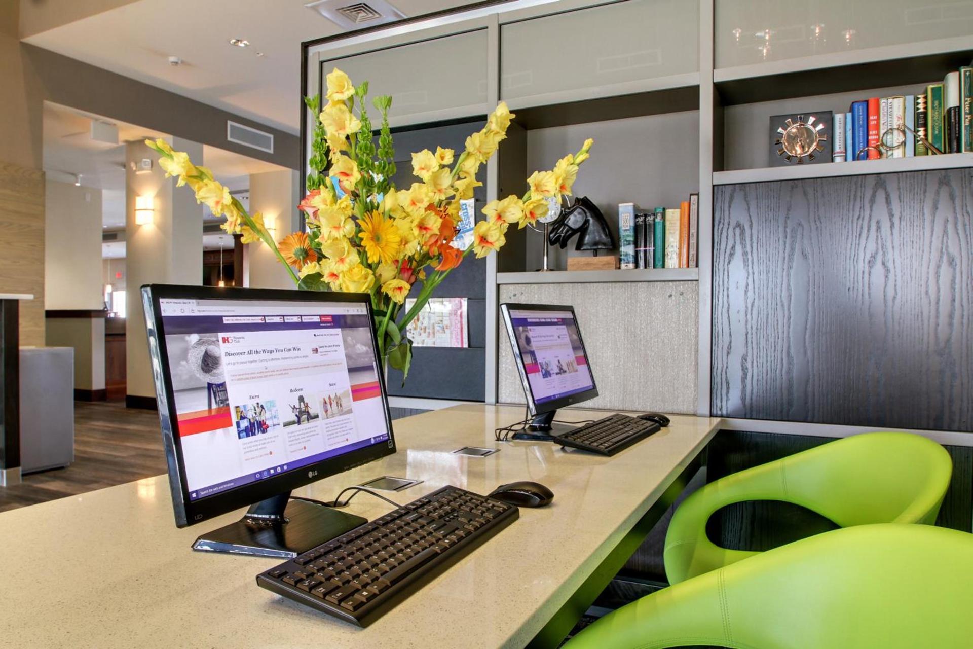 Holiday Inn & Suites Peoria At Grand Prairie by IHG photo 29