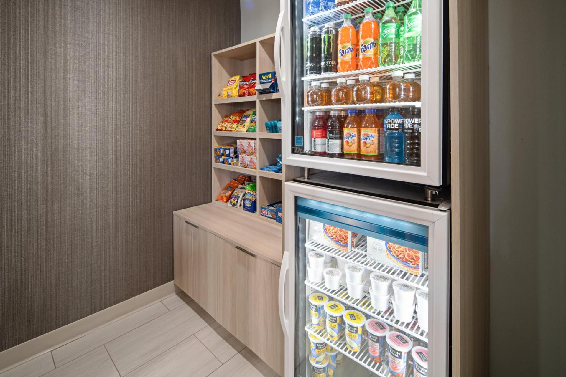 Holiday Inn Express & Suites Watsonville by IHG photo 26