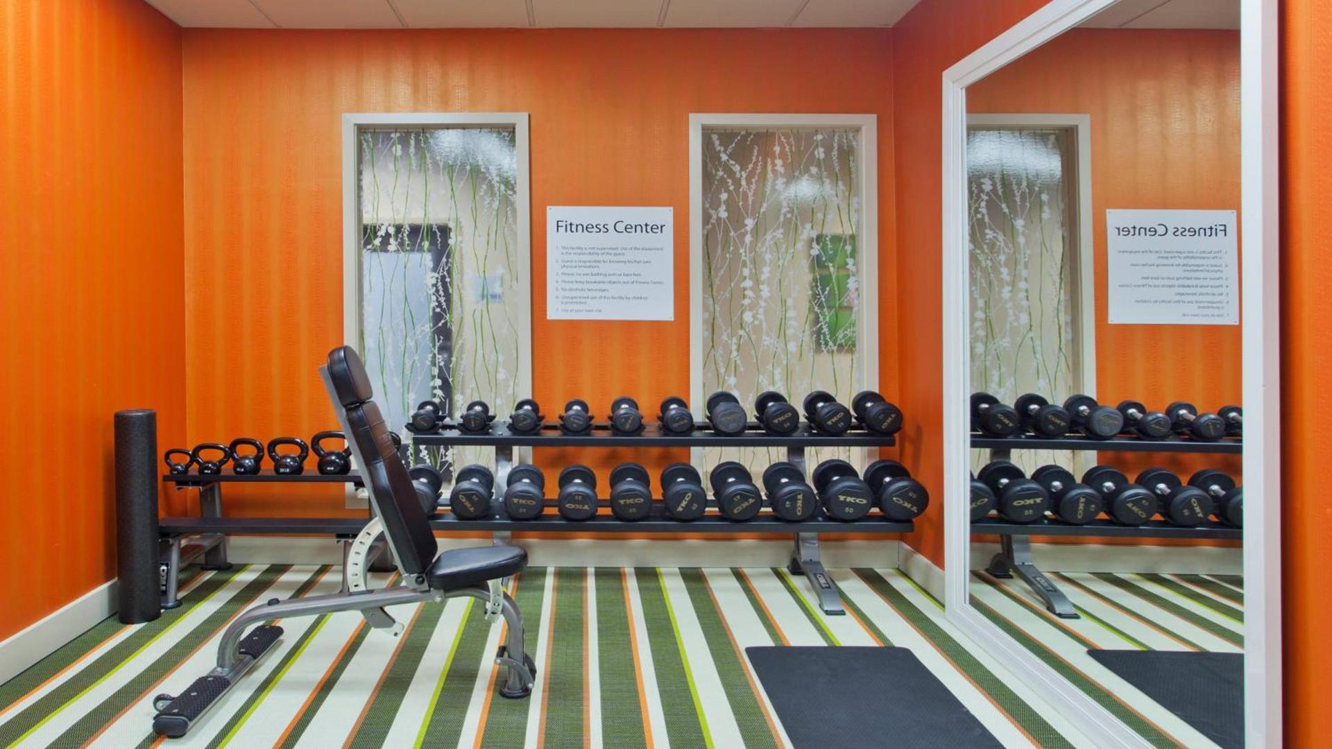 Holiday Inn Express Atlanta Galleria-Ballpark Area by IHG photo 3