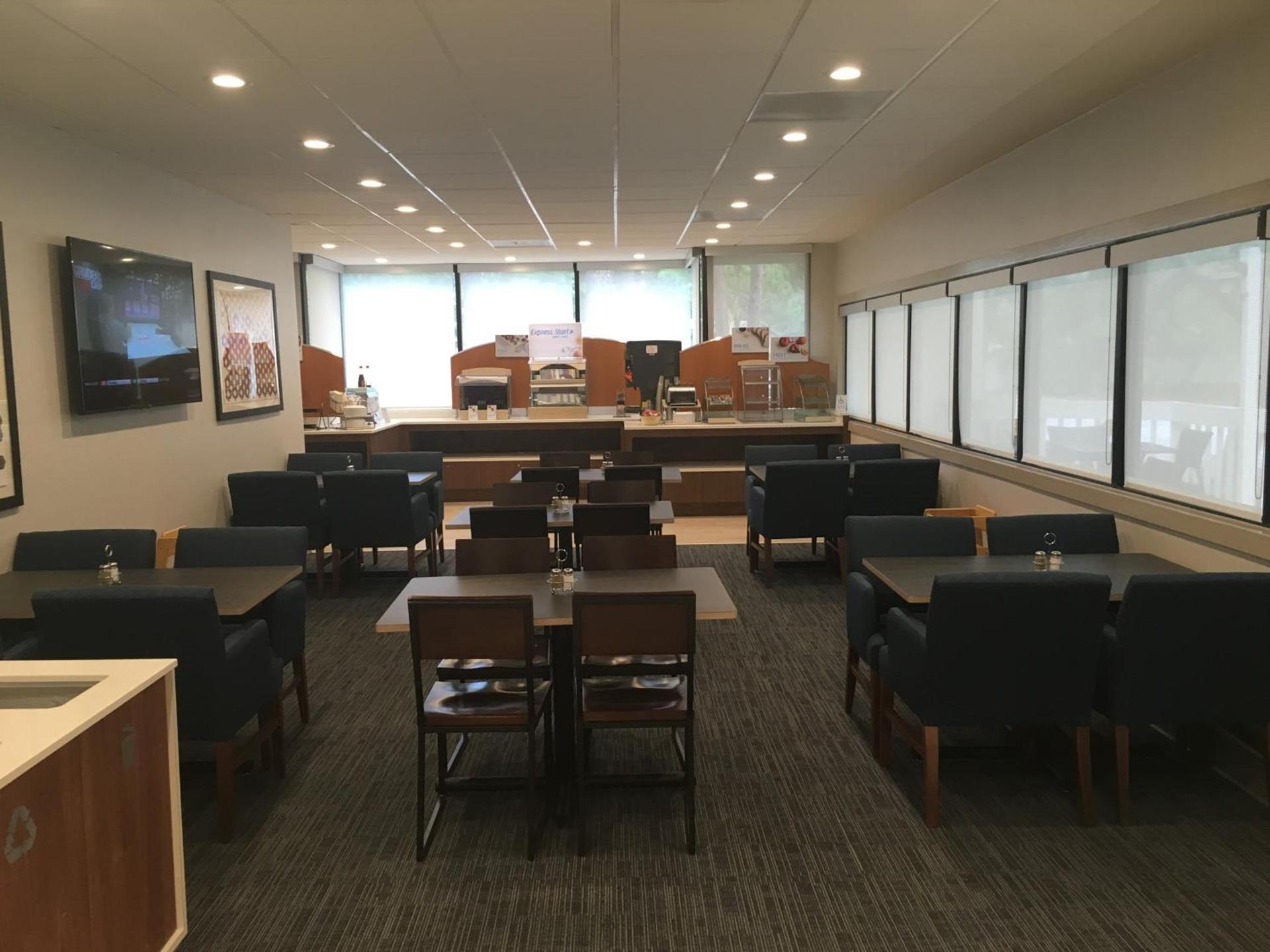 Holiday Inn Express Hilton Head Island by IHG photo 40