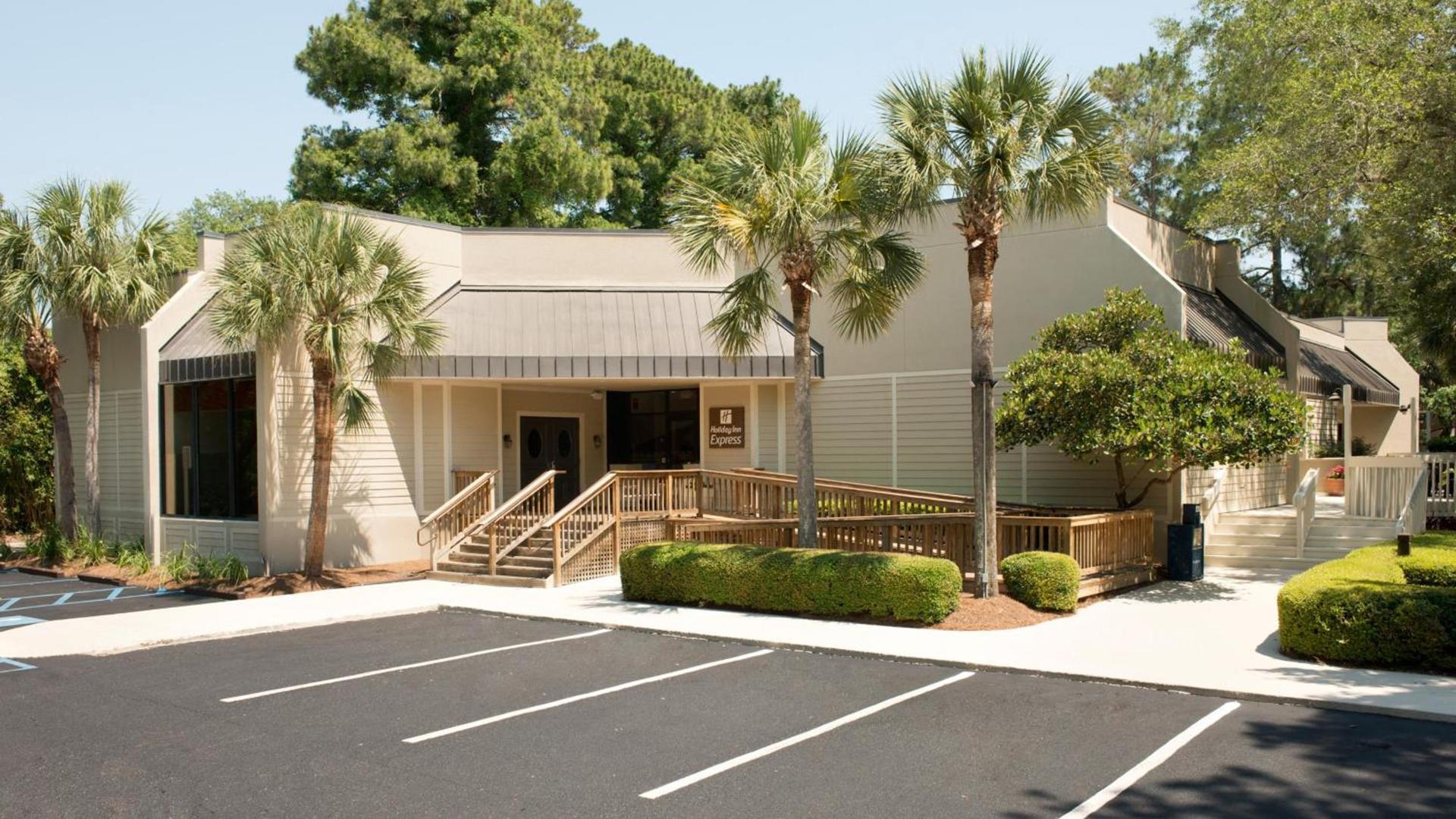 Holiday Inn Express Hilton Head Island by IHG photo 49