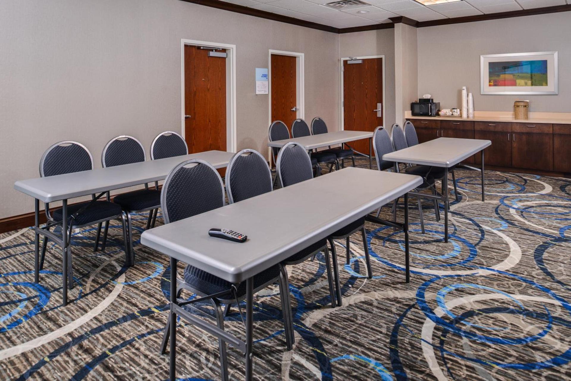Holiday Inn Express Hotel & Suites York by IHG photo 11