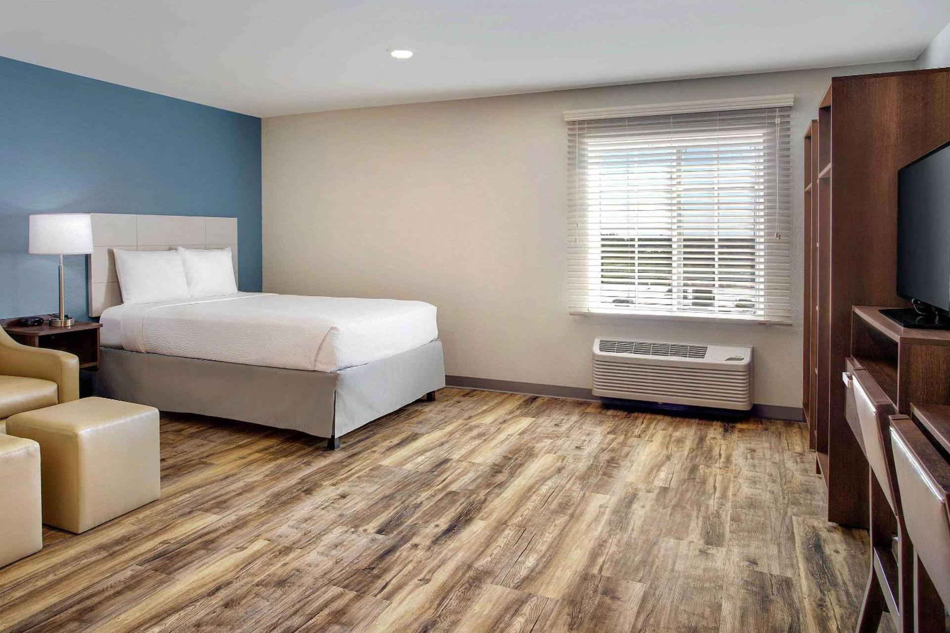 WoodSpring Suites Baltimore White Marsh - Nottingham photo 11