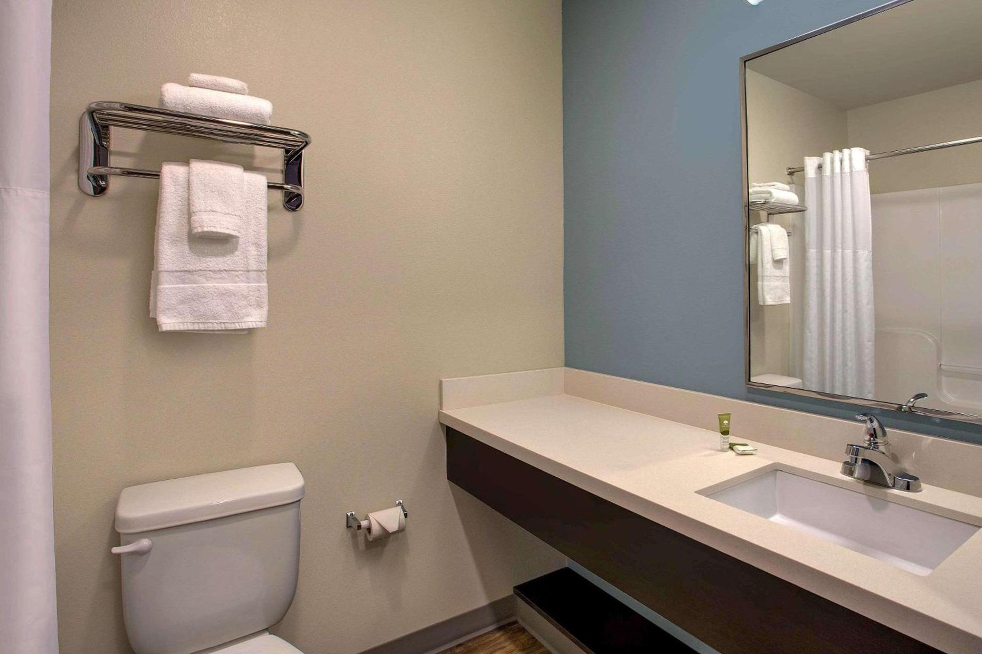 WoodSpring Suites Baltimore White Marsh - Nottingham photo 9