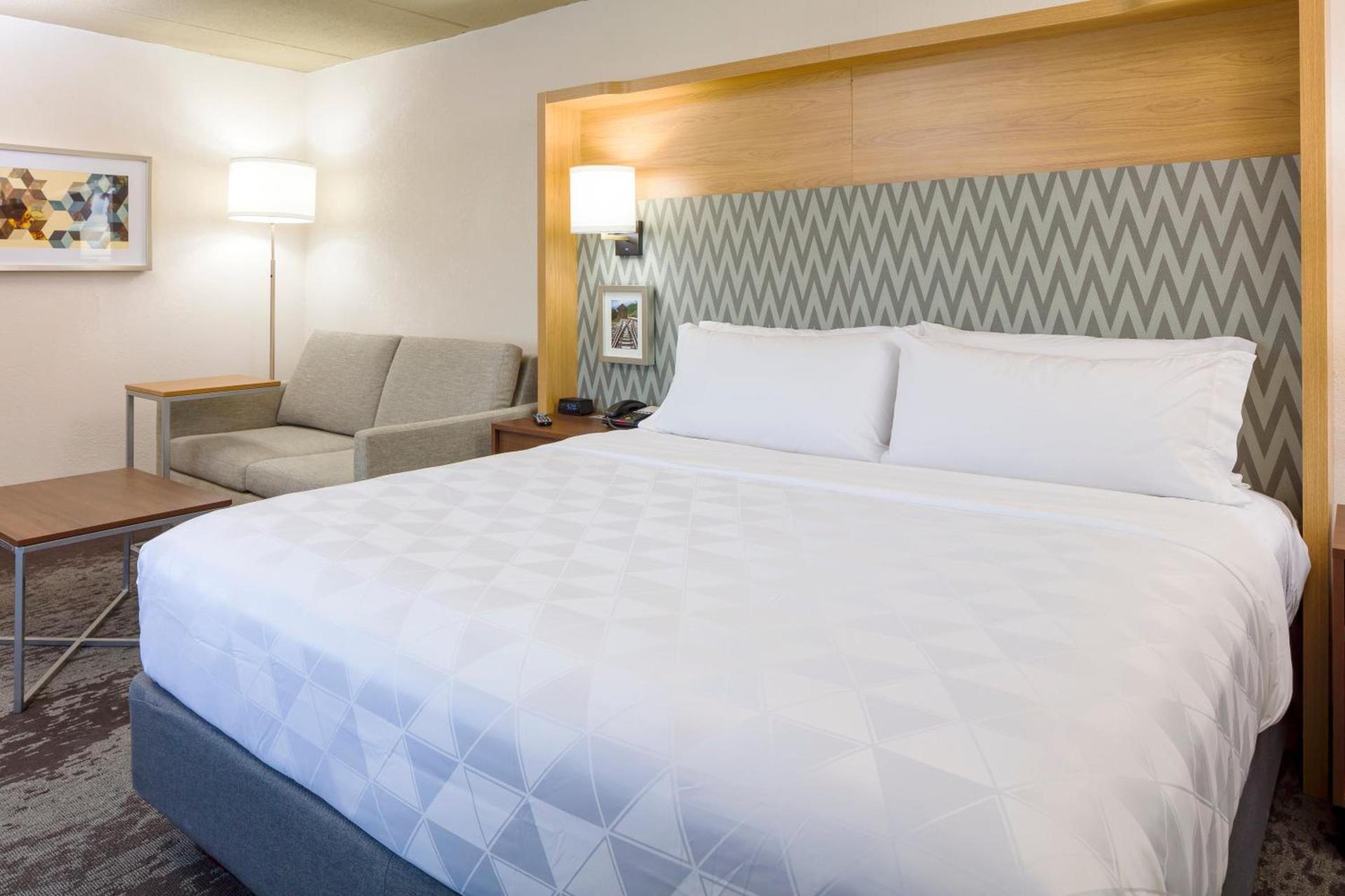 Holiday Inn Salem by IHG photo 32