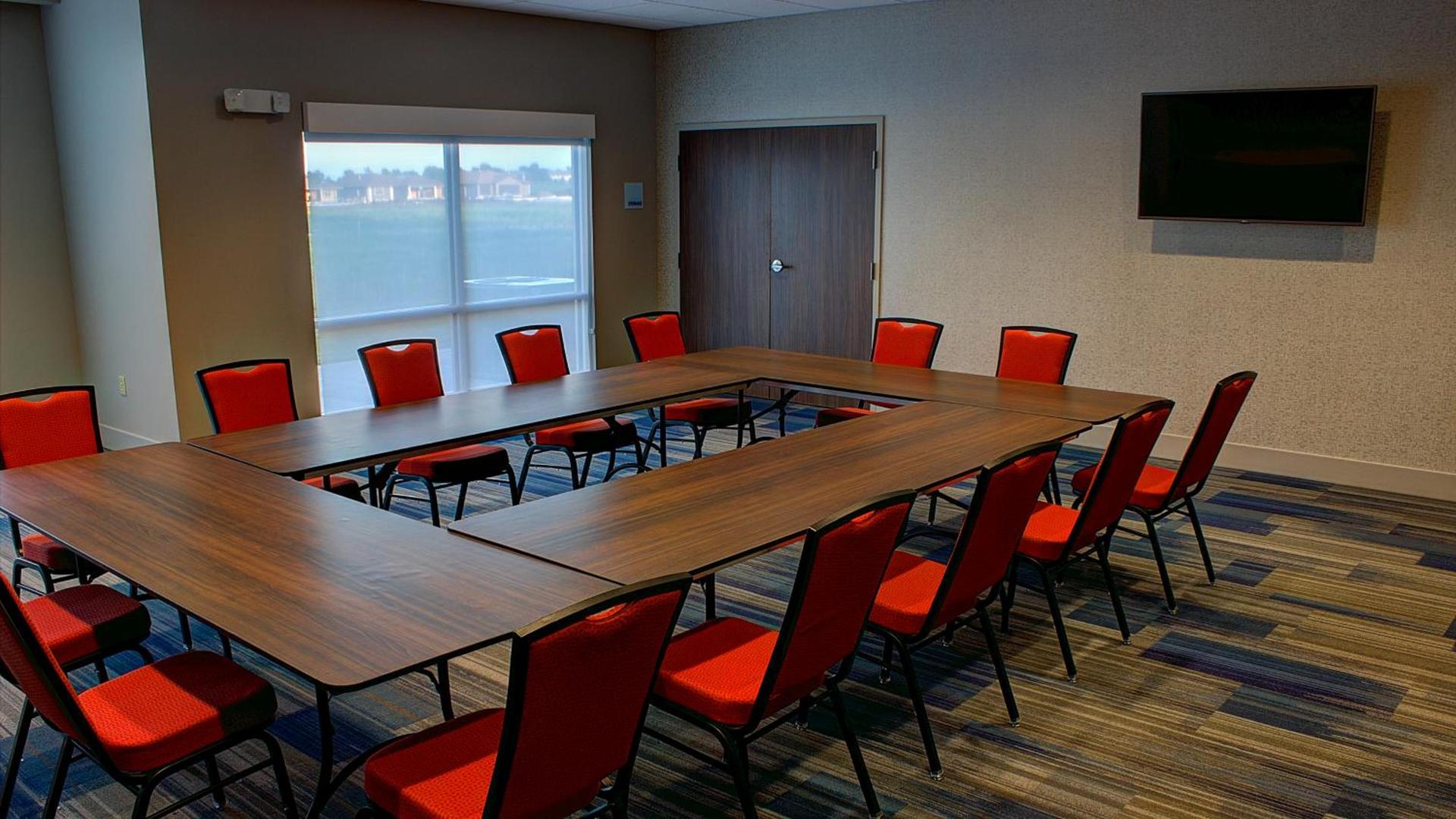 Holiday Inn Express Spencer by IHG photo 13