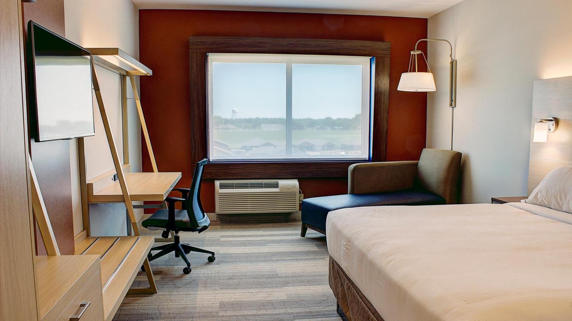 Holiday Inn Express Spencer by IHG photo 41