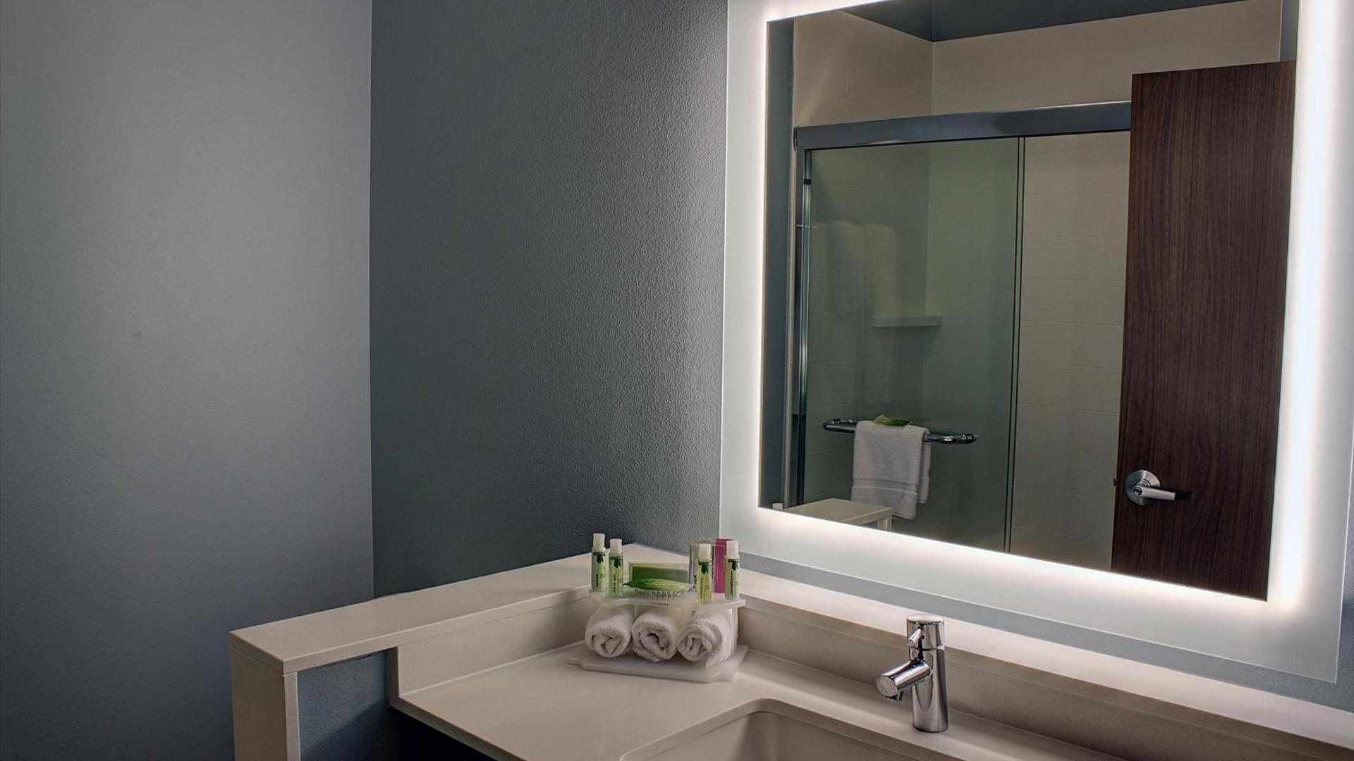 Holiday Inn Express Spencer by IHG photo 30