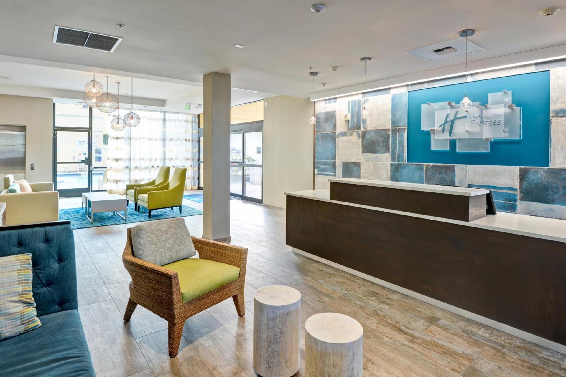 Holiday Inn Express Newport Beach by IHG photo 26