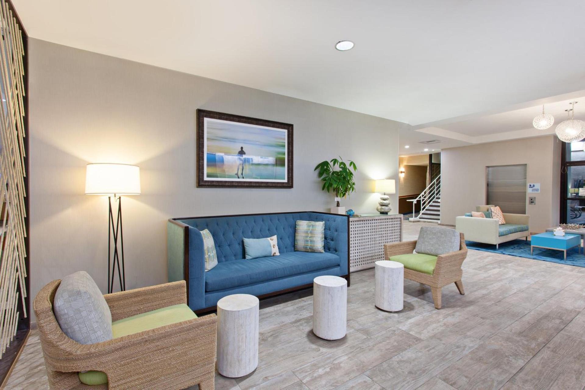 Holiday Inn Express Newport Beach by IHG photo 20