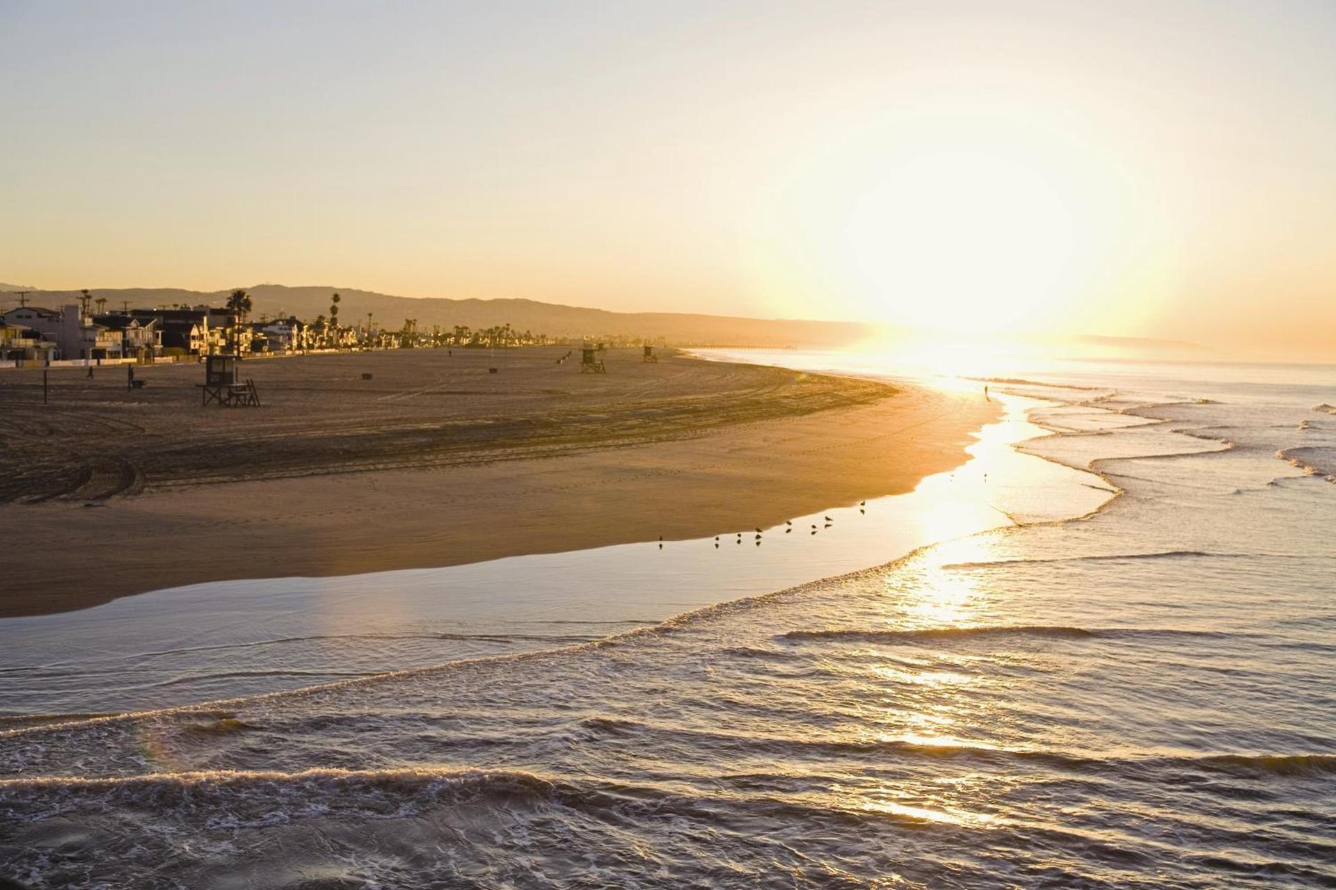 Holiday Inn Express Newport Beach by IHG photo 3