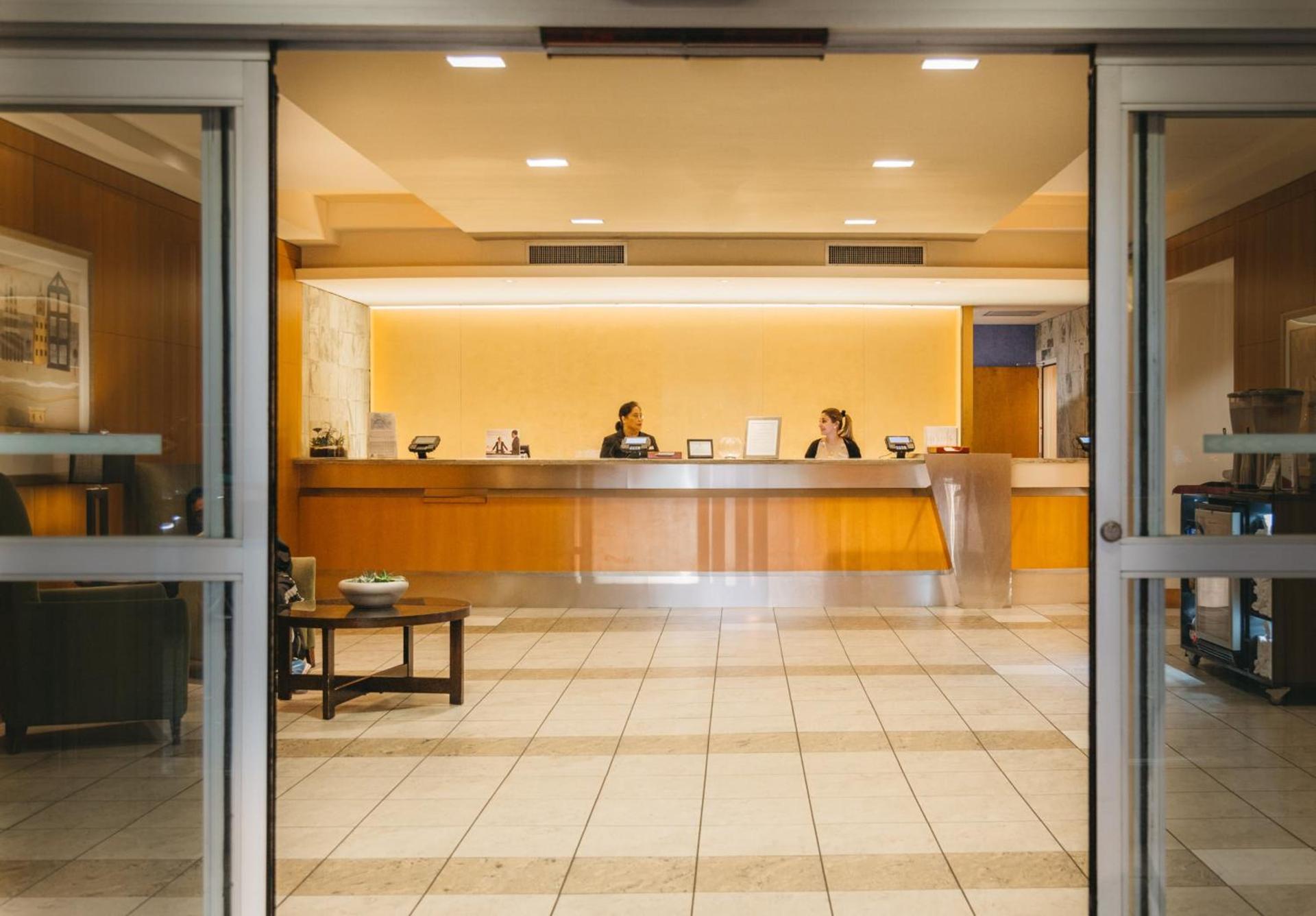 Crowne Plaza San Francisco Airport by IHG photo 3