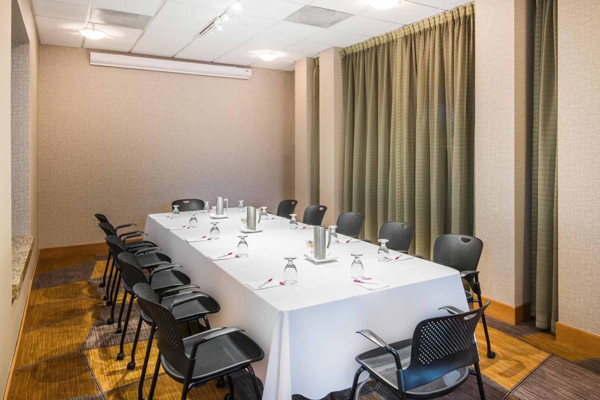 Crowne Plaza San Francisco Airport by IHG photo 42