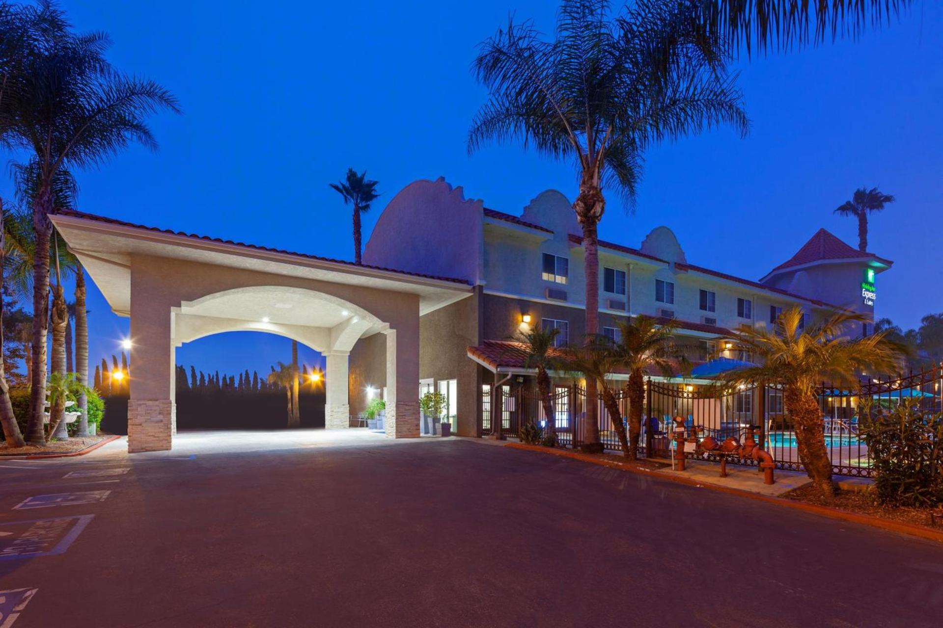 Holiday Inn Express Hotel & Suites San Diego-Escondido by IHG photo 28