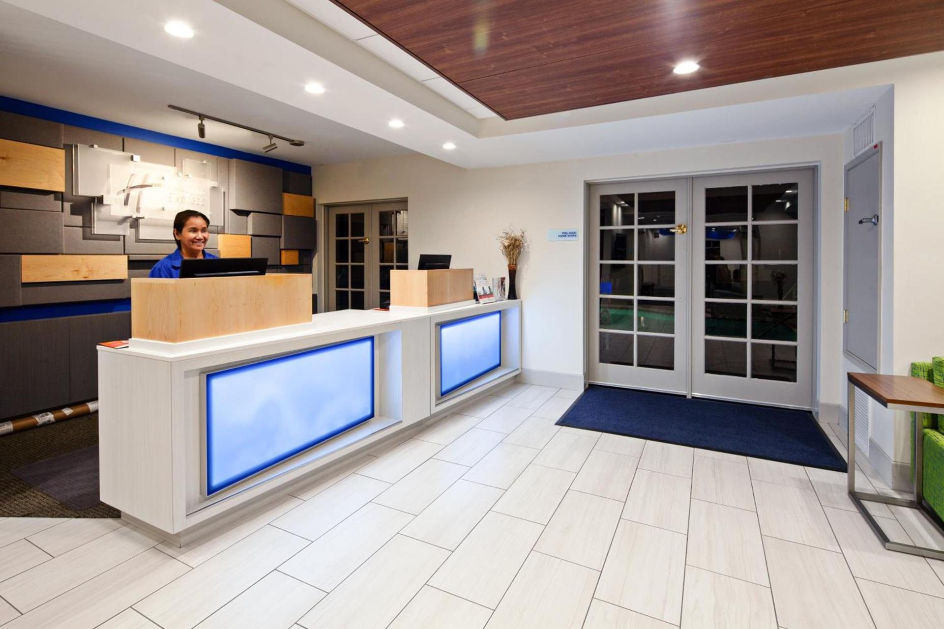 Holiday Inn Express Hotel & Suites San Diego-Escondido by IHG photo 7