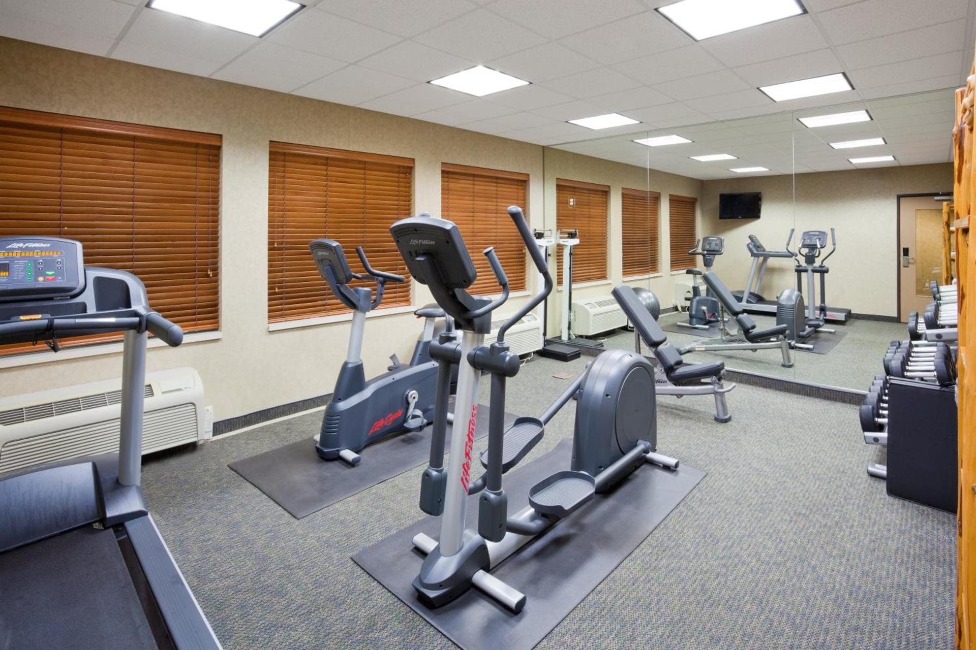 Holiday Inn Express Hotel & Suites Brainerd-Baxter by IHG photo 29