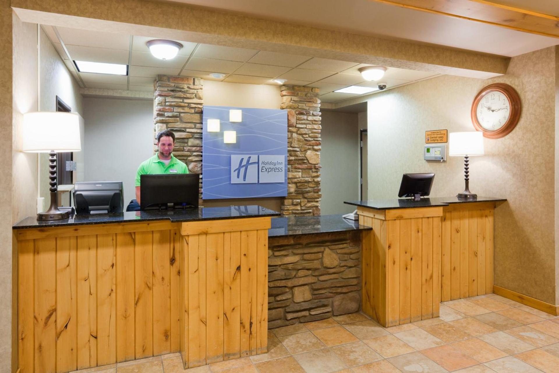 Holiday Inn Express Hotel & Suites Brainerd-Baxter by IHG photo 38