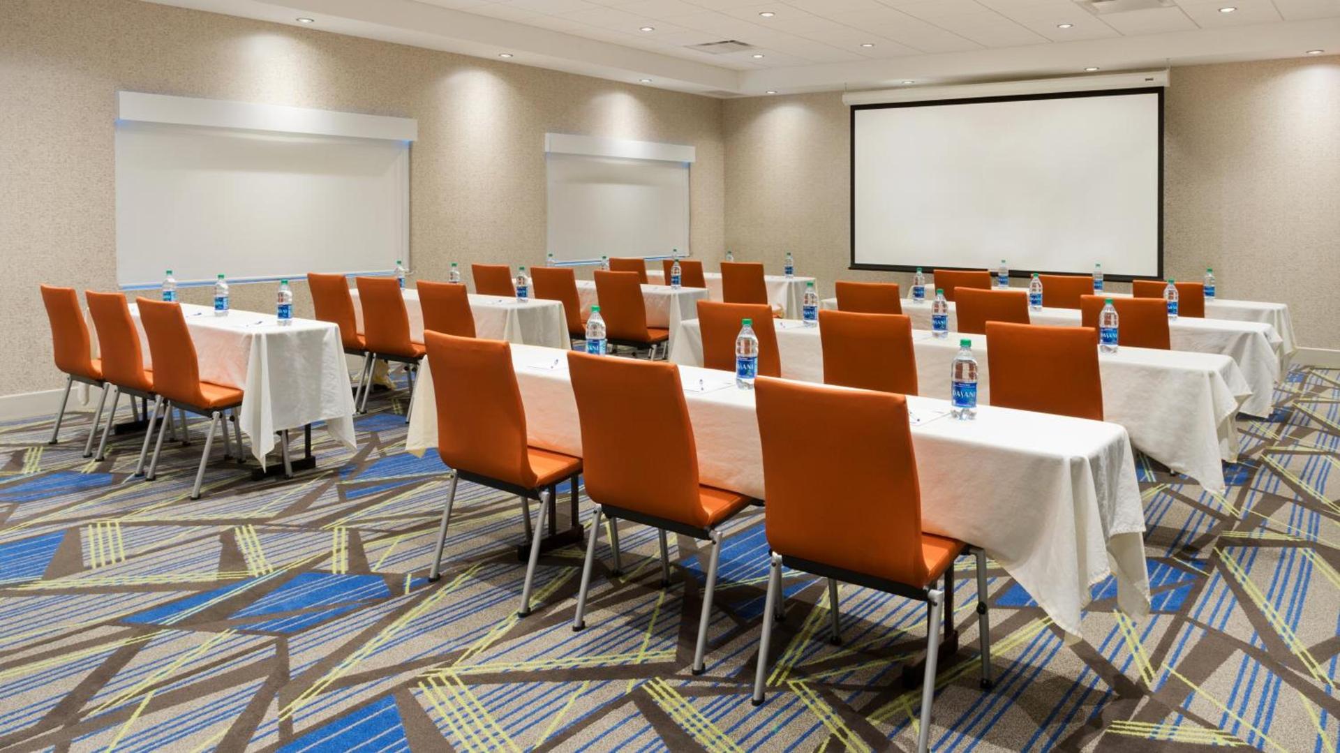 Holiday Inn Express & Suites Medina by IHG photo 22