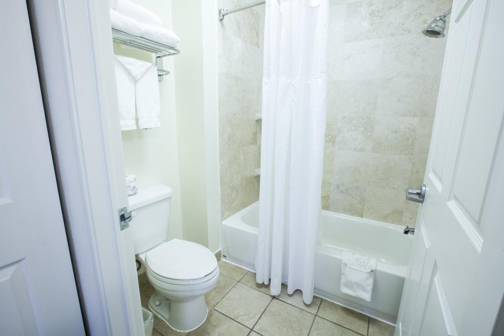 Staybridge Suites Austin Airport by IHG photo 35