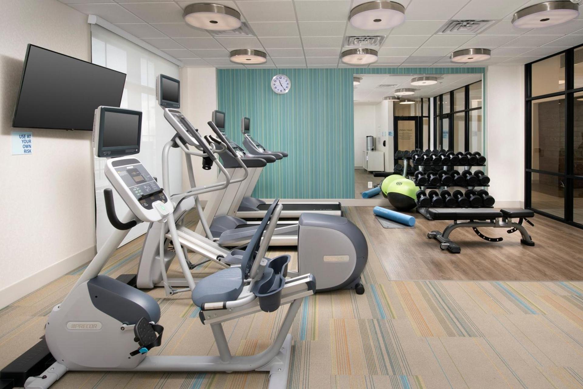 Holiday Inn Express Pensacola Downtown by IHG photo 25