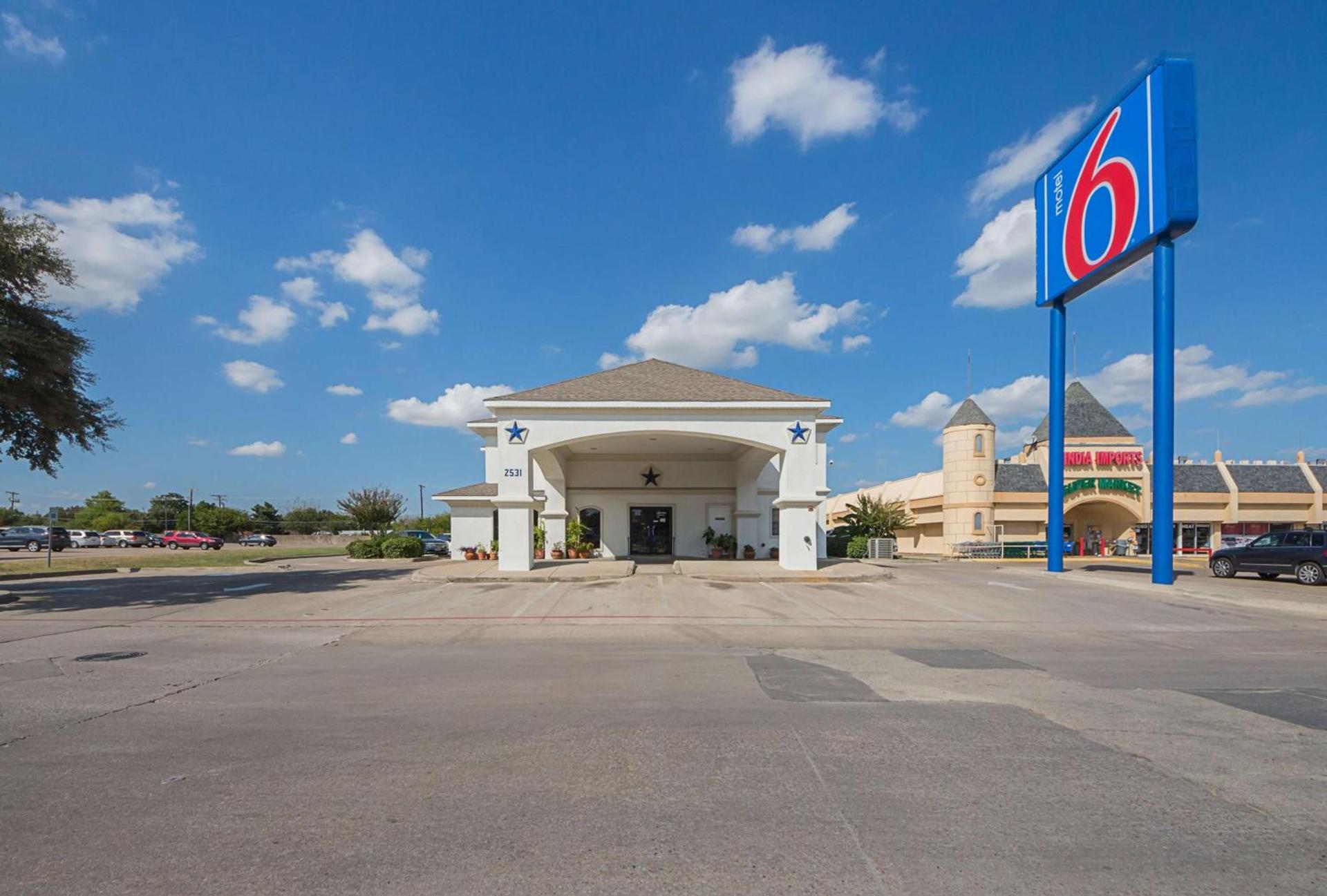 Motel 6 Dallas – Irving DFW Airport South photo 2