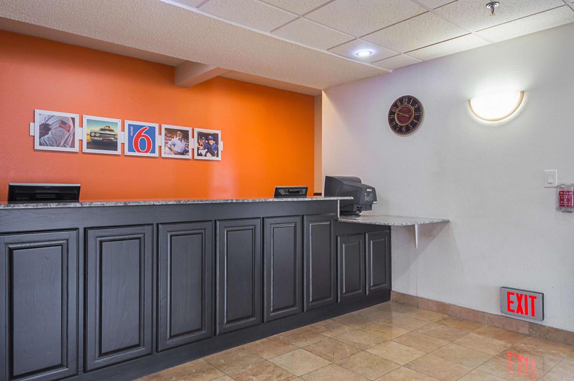 Motel 6 Dallas – Irving DFW Airport South photo 20