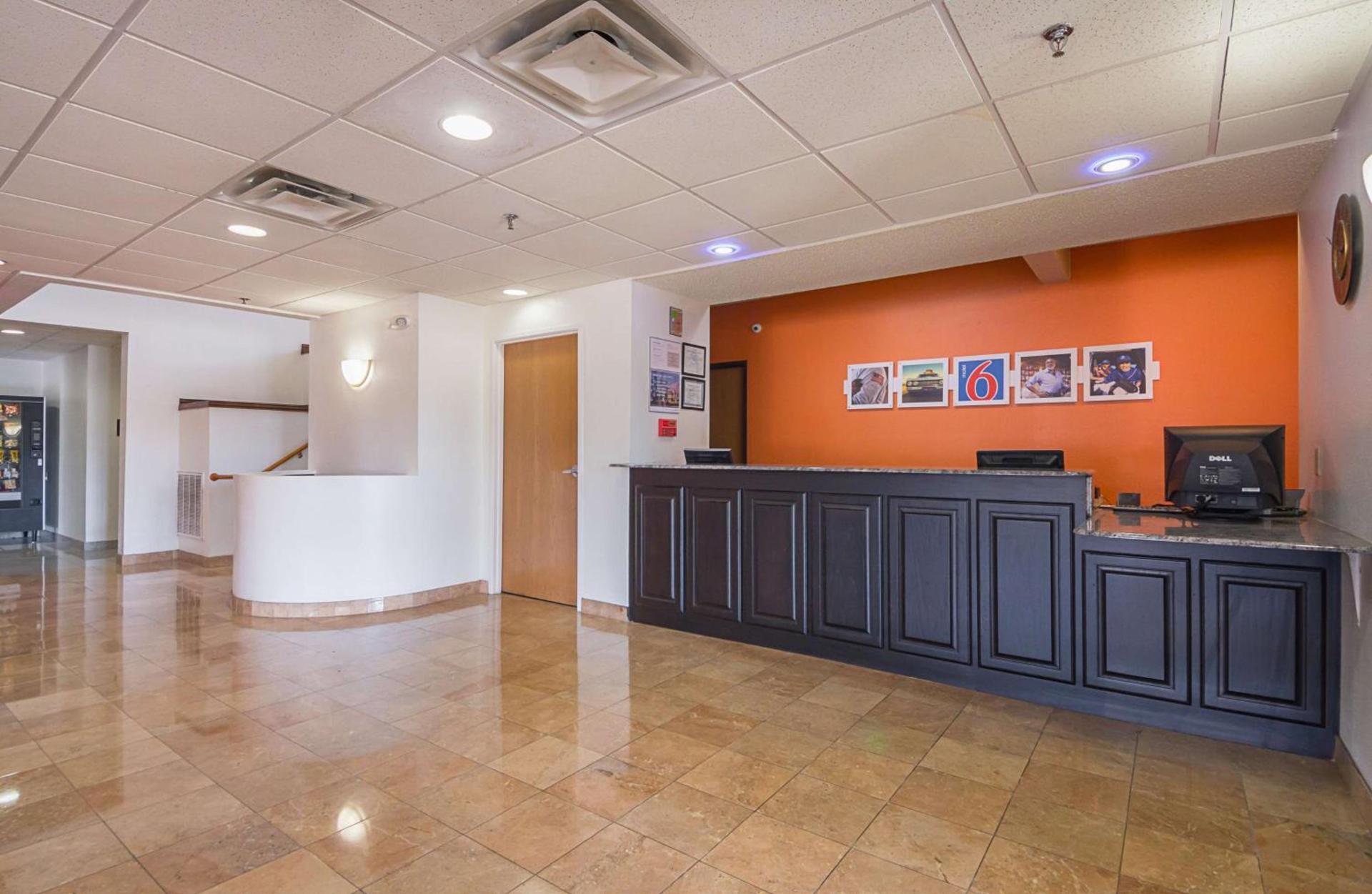 Motel 6 Dallas – Irving DFW Airport South photo 21