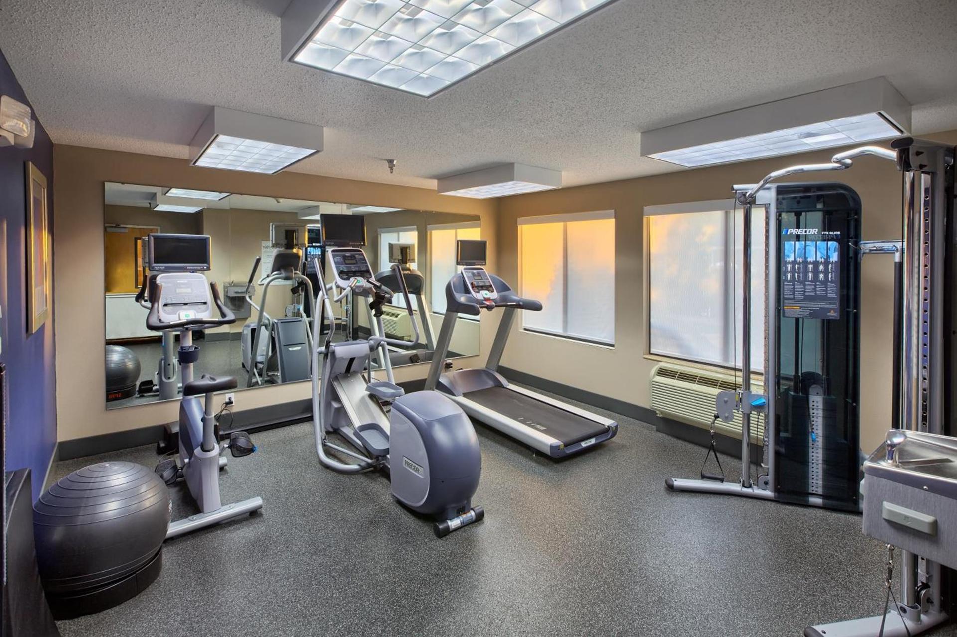 Holiday Inn Express Hotel & Suites Wake Forest - Raleigh North by IHG photo 20