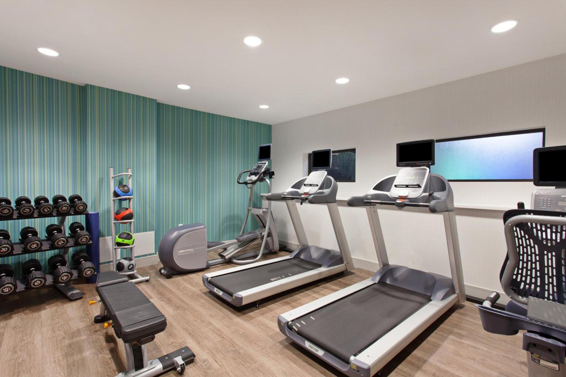 Holiday Inn Express West Los Angeles by IHG photo 12
