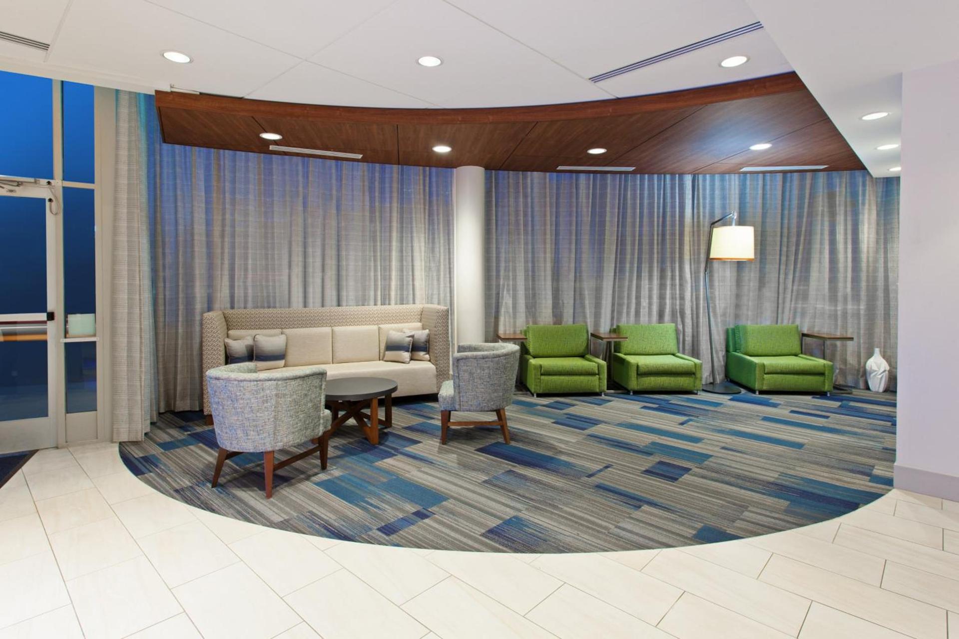 Holiday Inn Express West Los Angeles by IHG photo 10