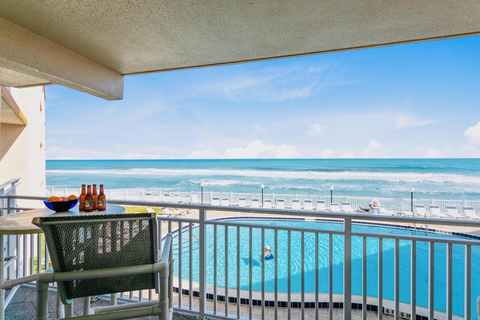 Paradise Beach Club - Oceanfront and Penthouse photo 43