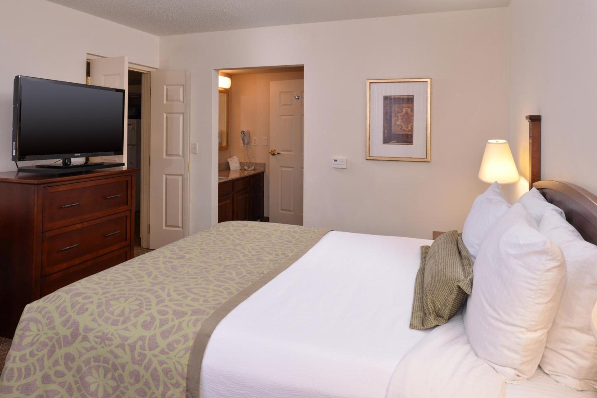 Staybridge Suites Indianapolis-Airport by IHG photo 46