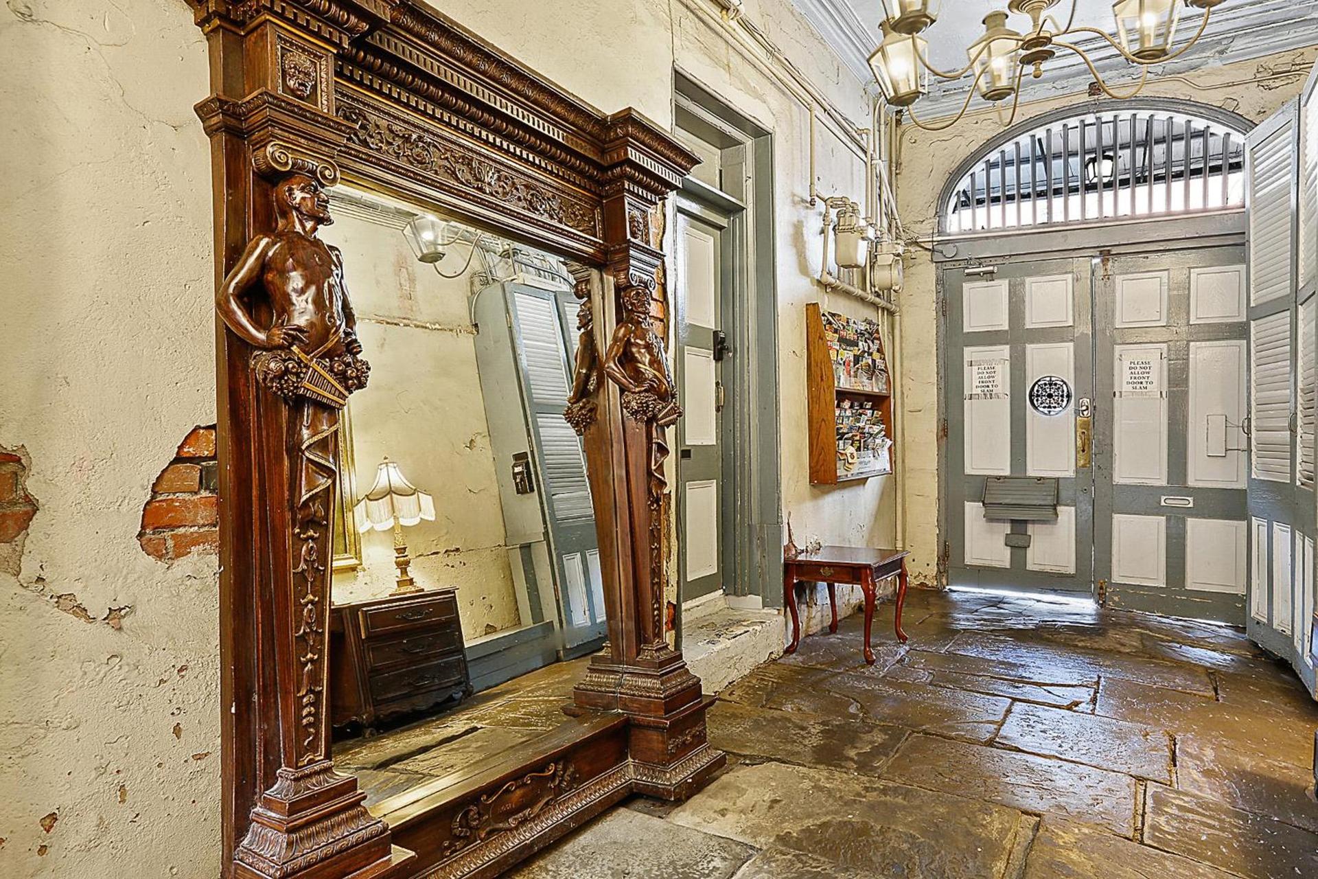 French Quarter Mansion photo 64