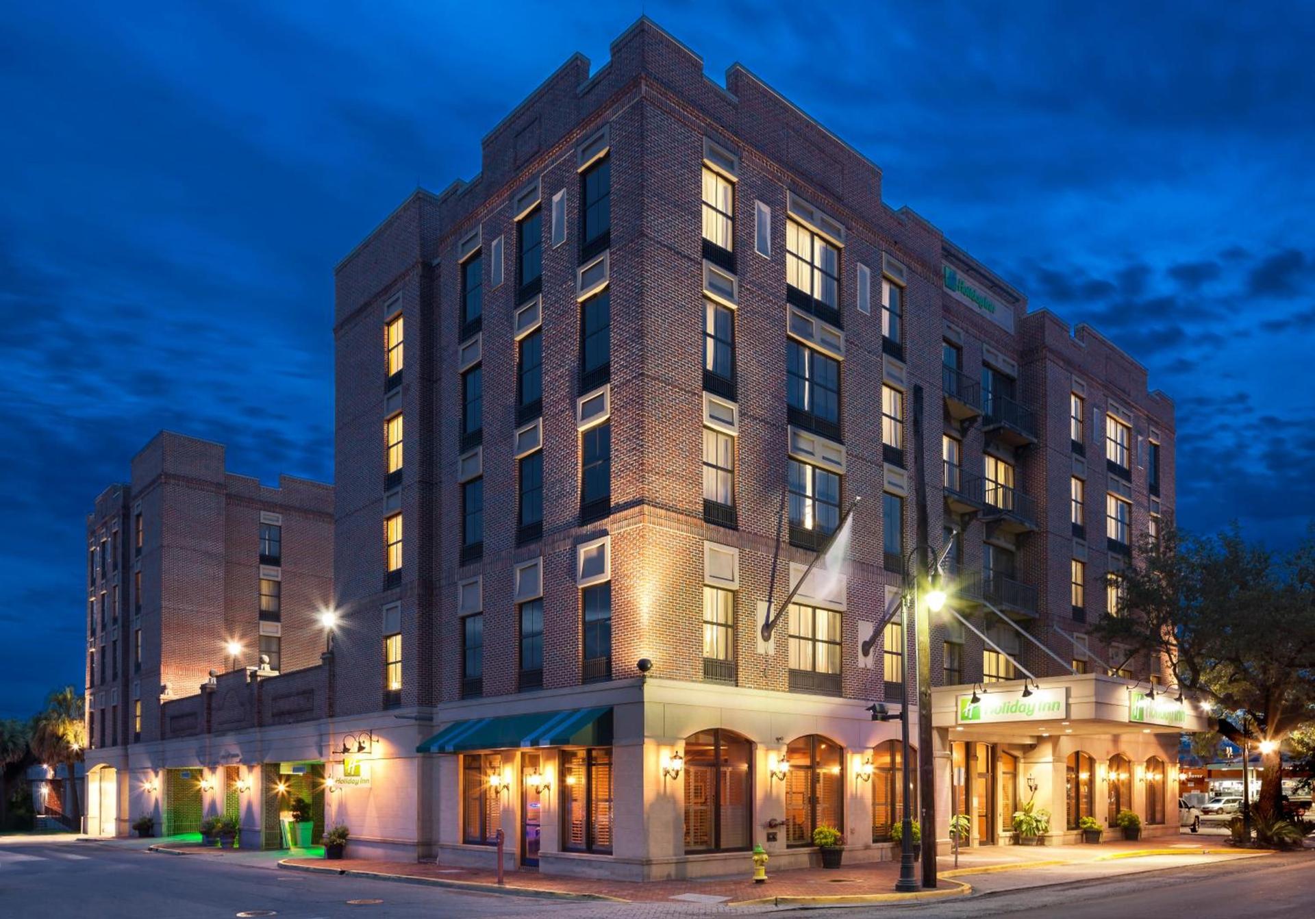 Holiday Inn Savannah Historic District by IHG photo 1