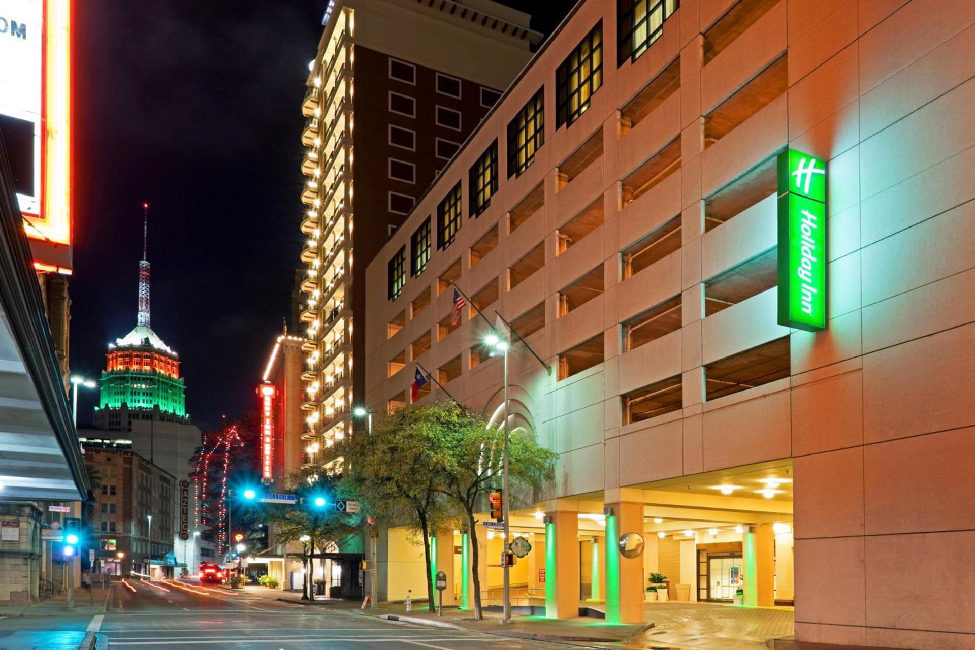 Holiday Inn San Antonio-Riverwalk by IHG photo 1