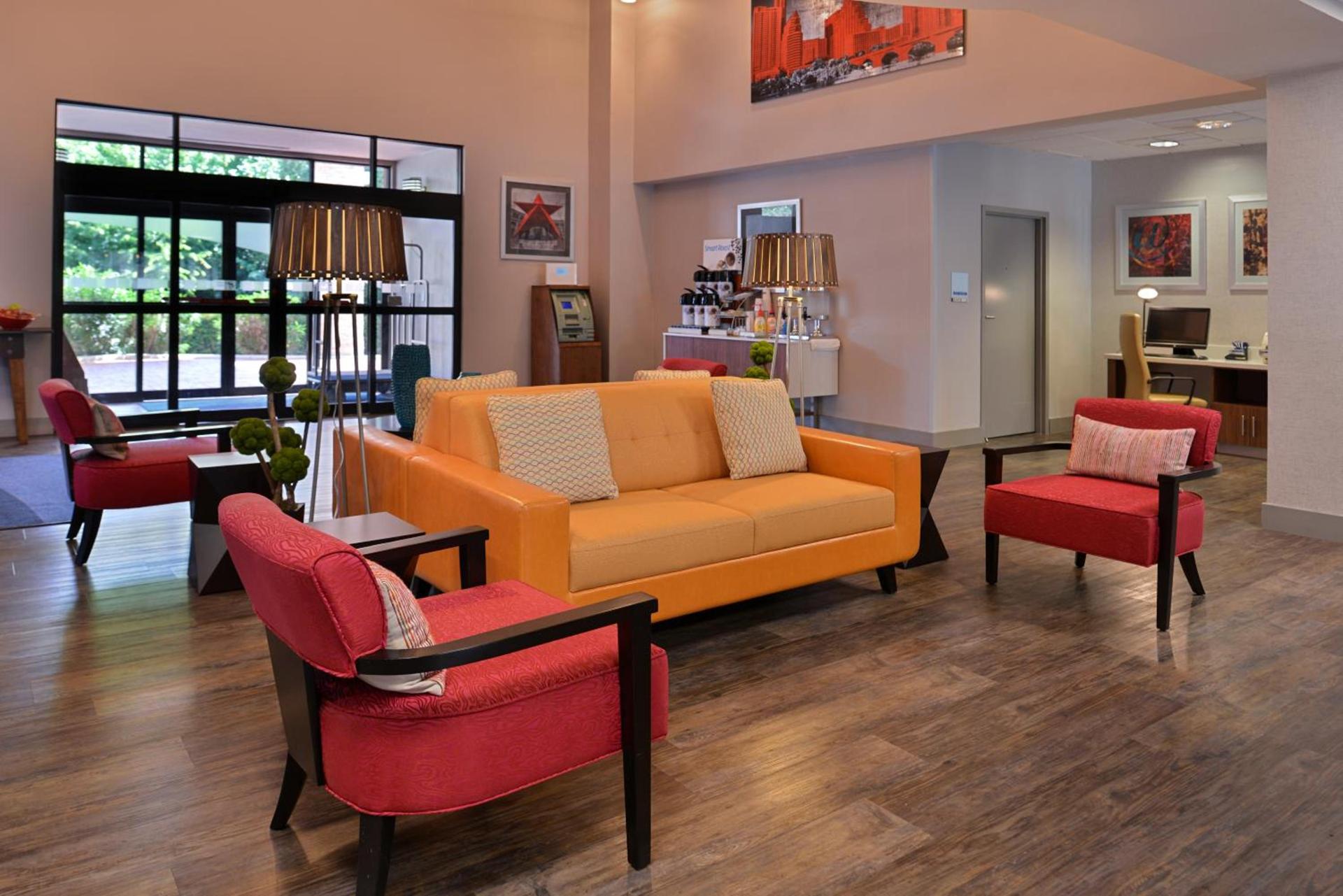 Holiday Inn Express & Suites Austin North Central by IHG photo 12