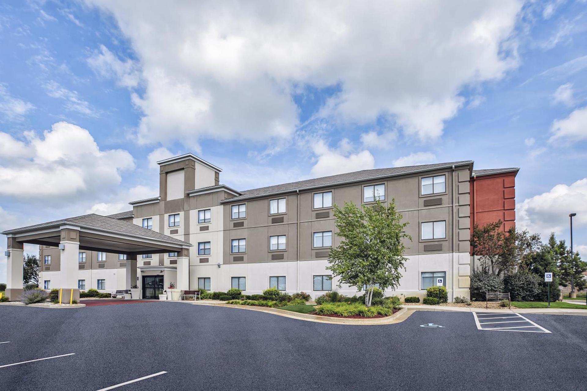 Holiday Inn Express Hotel Howe / Sturgis by IHG photo 22