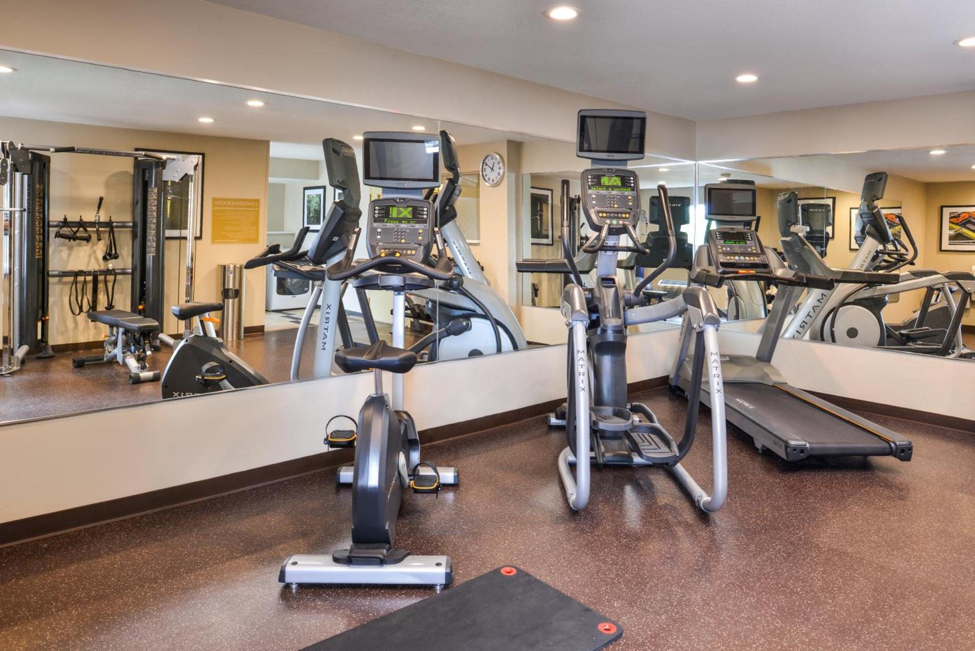 Candlewood Suites Beaumont by IHG photo 5