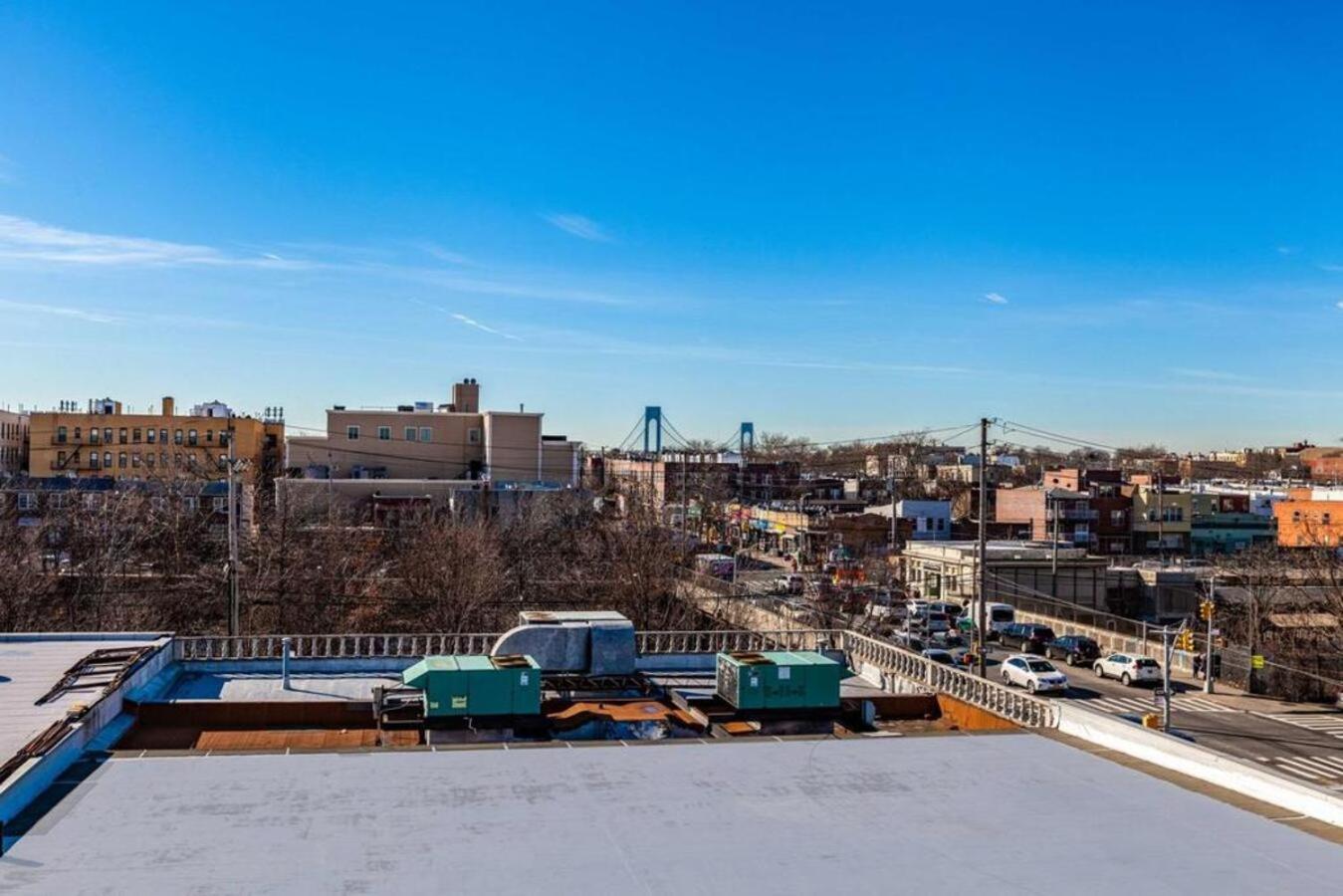 Umbrella Hotel Brooklyn - Newly Renovated photo 16